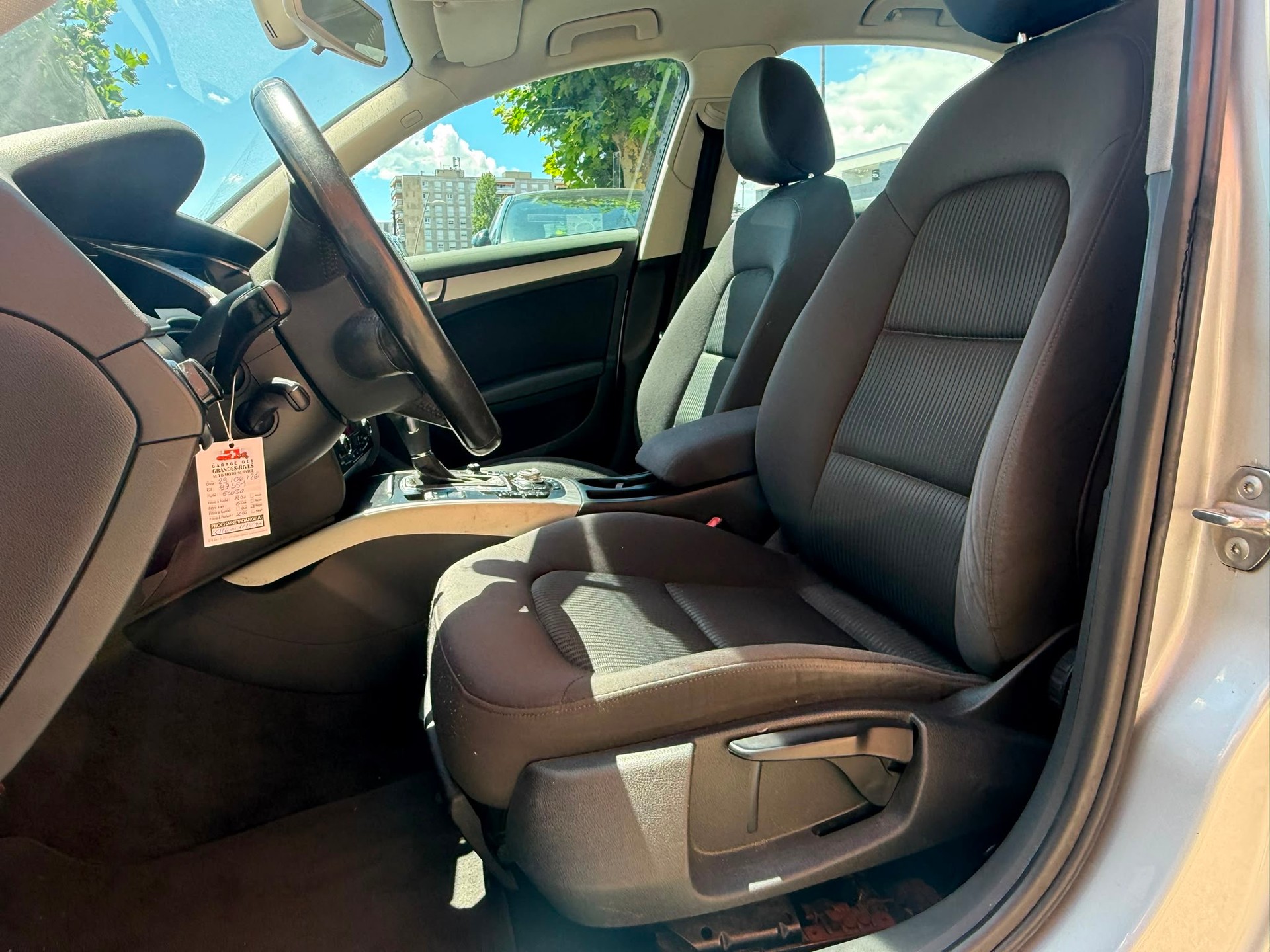 AUDI A4 Limousine 2.0 TFSI multitronic-image-7