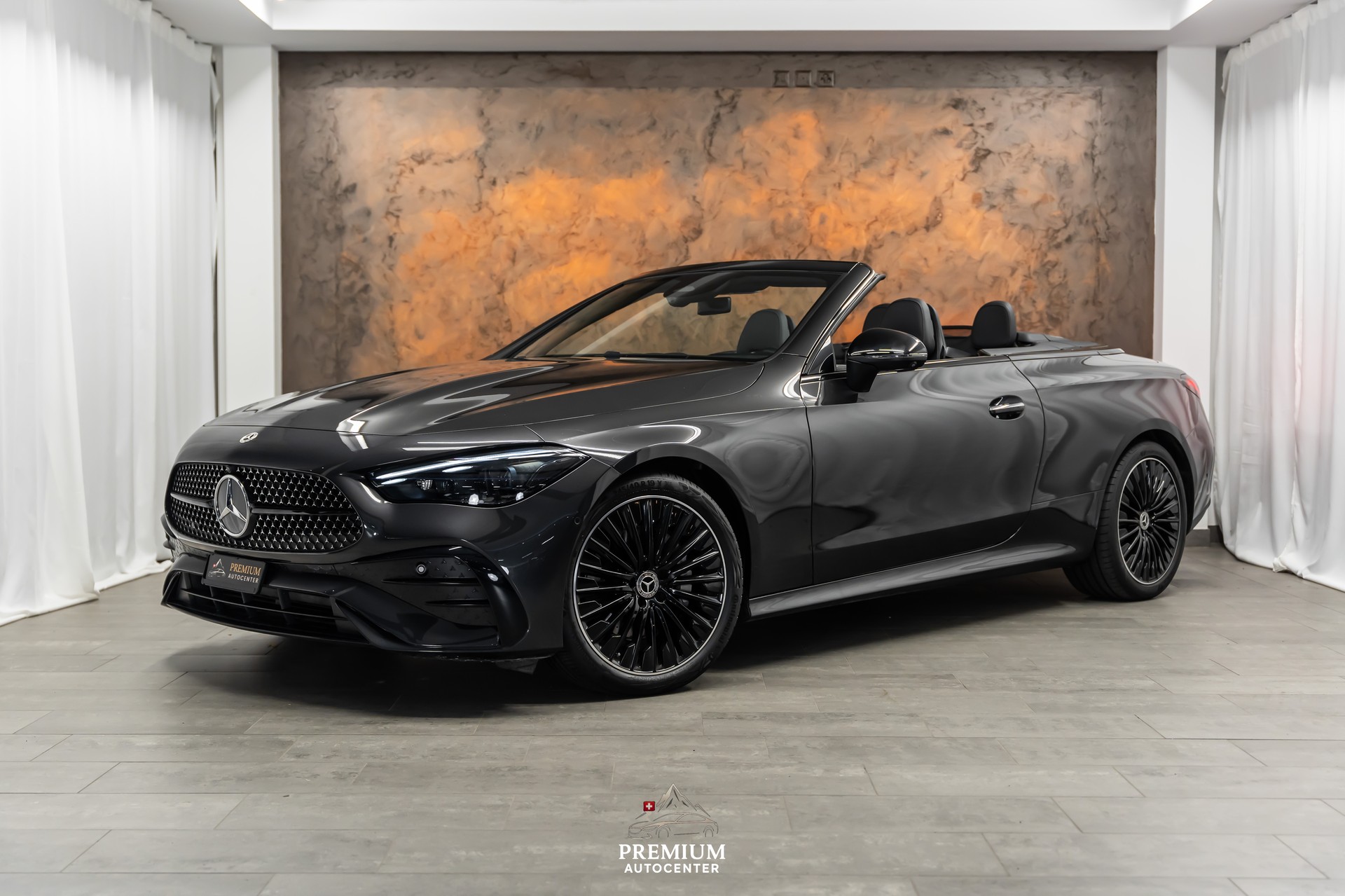 MERCEDES-BENZ CLE 300 AMG Line 4matic Cabriolet *Digital-Light*Head-Up*Burmester*360°*