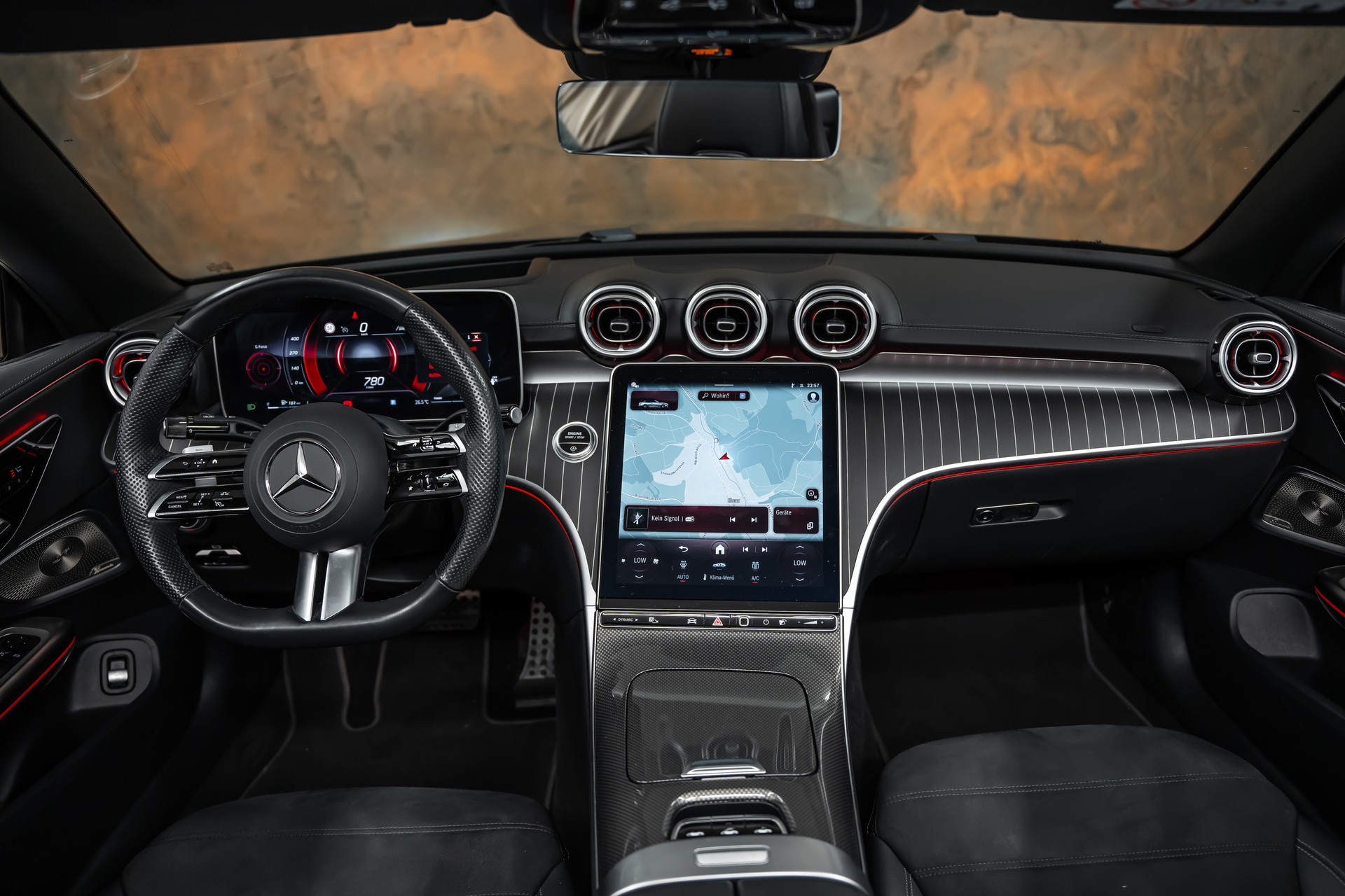 MERCEDES-BENZ CLE 300 AMG Line 4matic Cabriolet *Digital-Light*Head-Up*Burmester*360°*-image-17