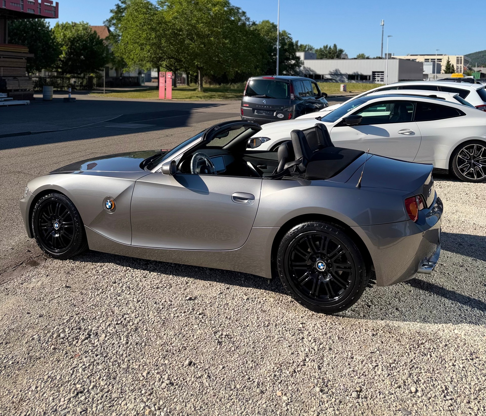 BMW Z4 2.5i Roadster M-Sport-image-11