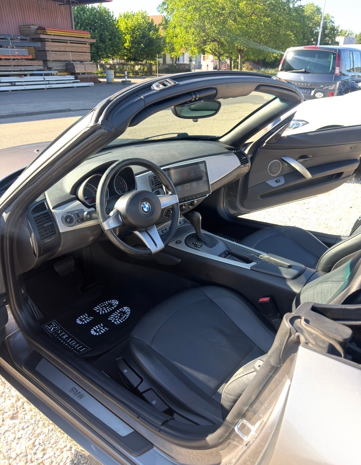 BMW Z4 2.5i Roadster M-Sport-image-14