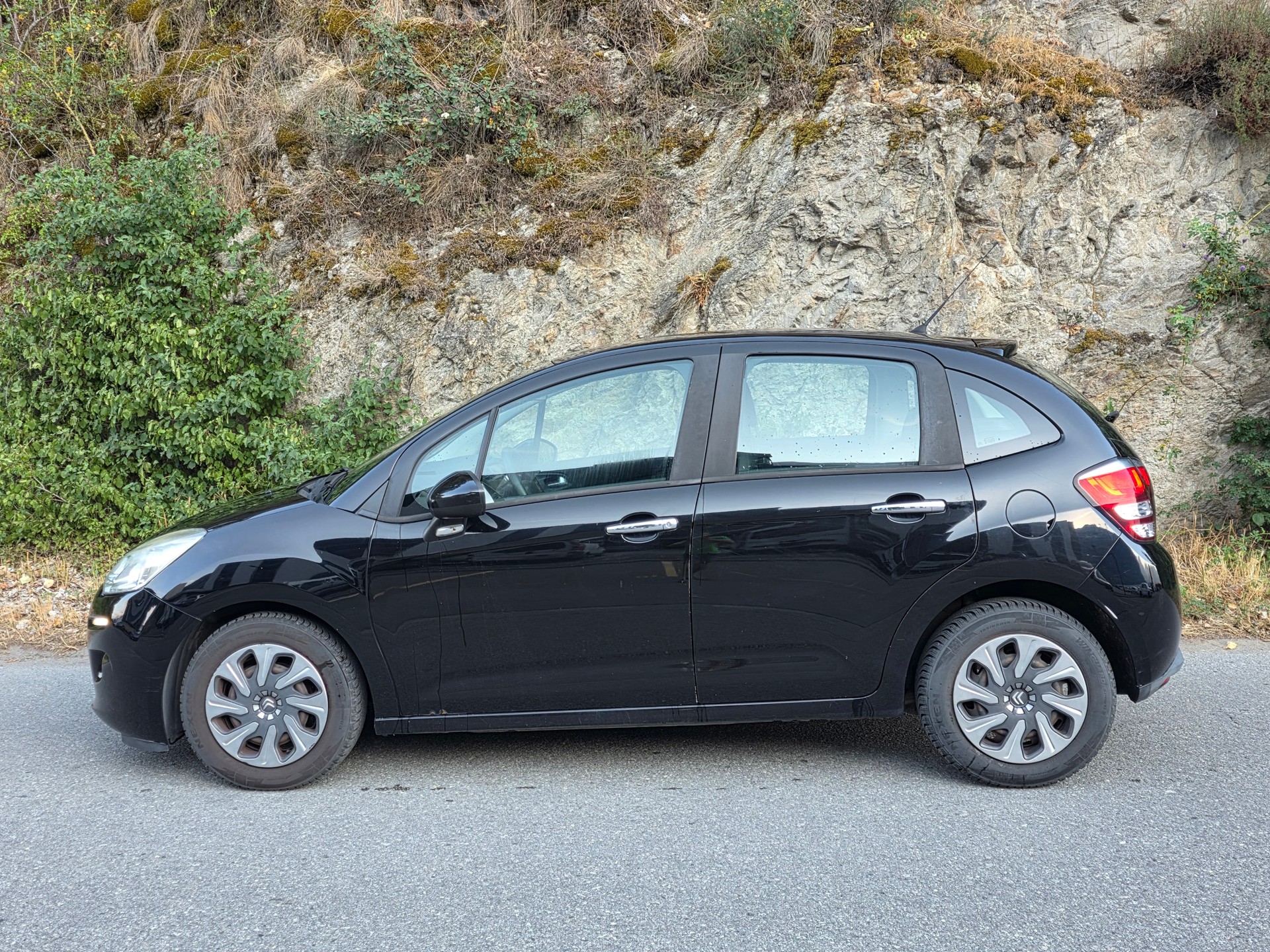 CITROEN C3 1.2i Attraction-image-1