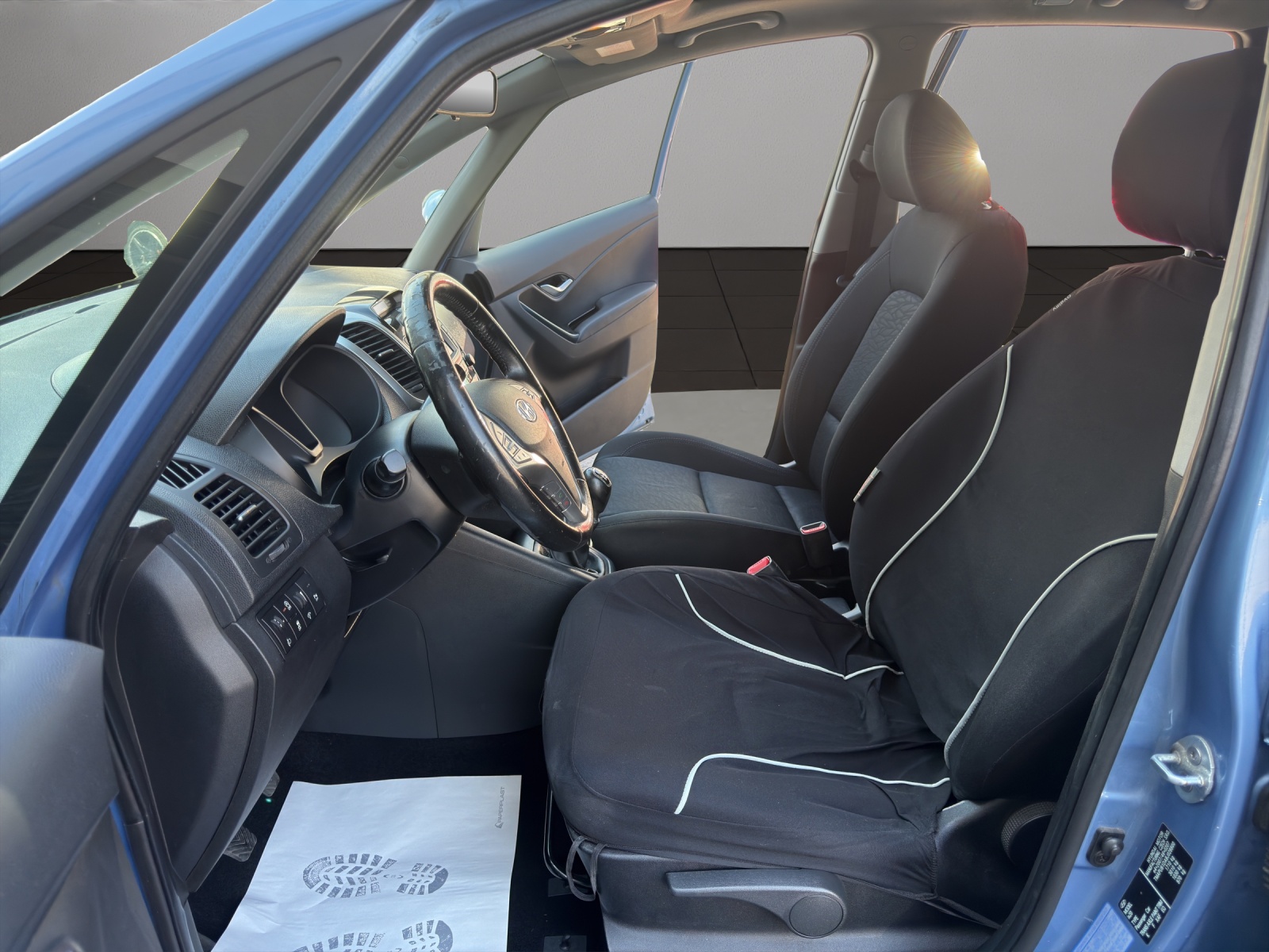 HYUNDAI iX20 1.6 Style-image-8