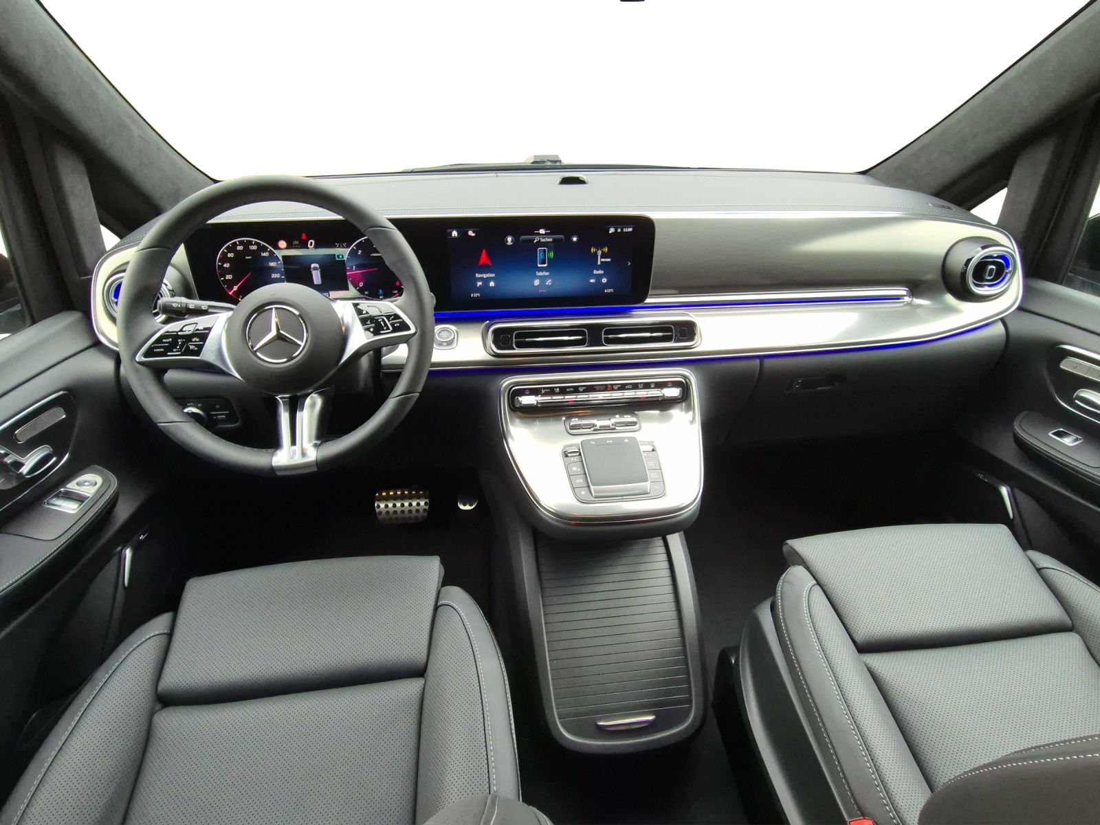 MERCEDES-BENZ V 300 d lang Swiss 9G-T-image-9