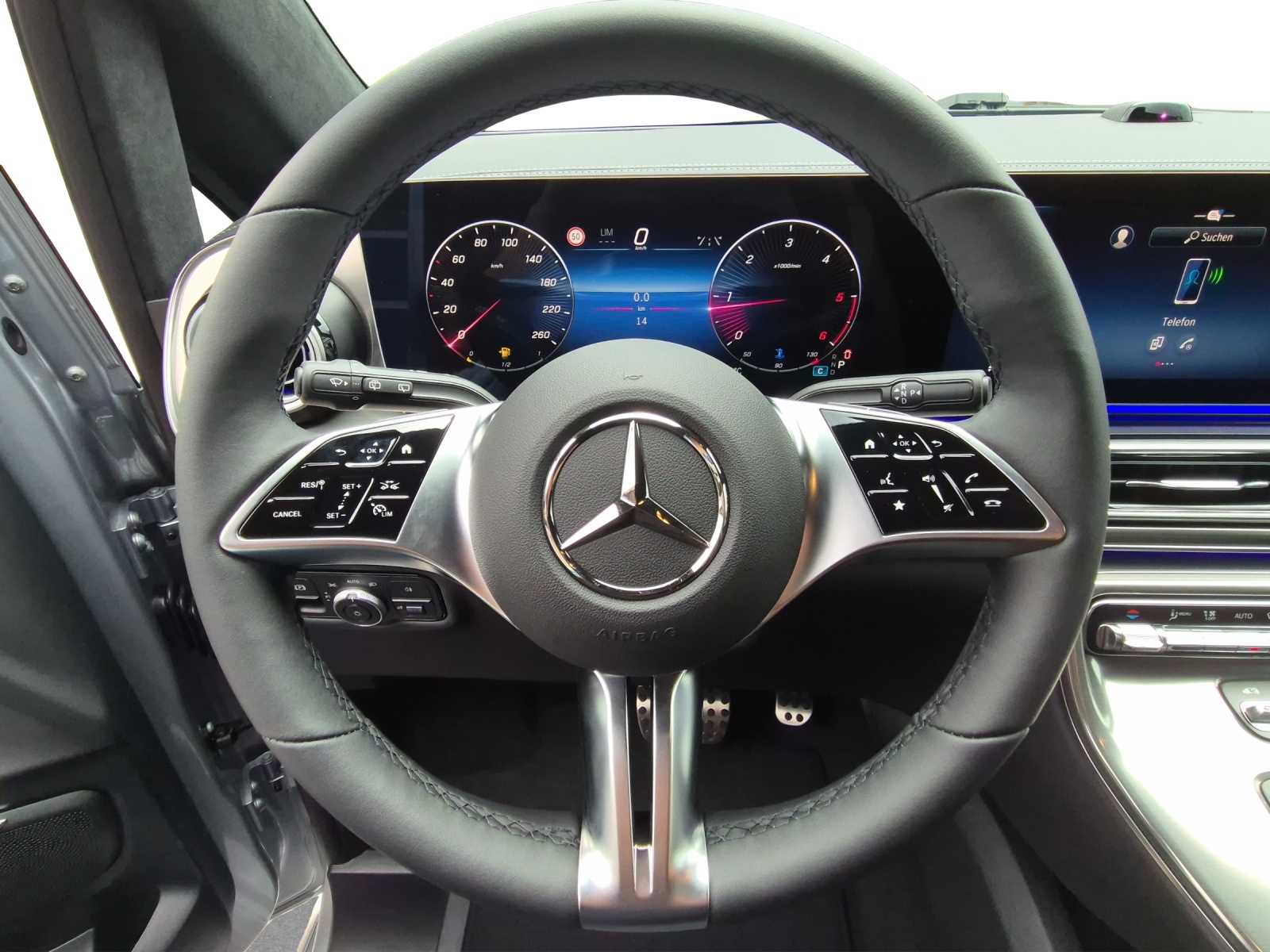 MERCEDES-BENZ V 300 d lang Swiss 9G-T-image-10