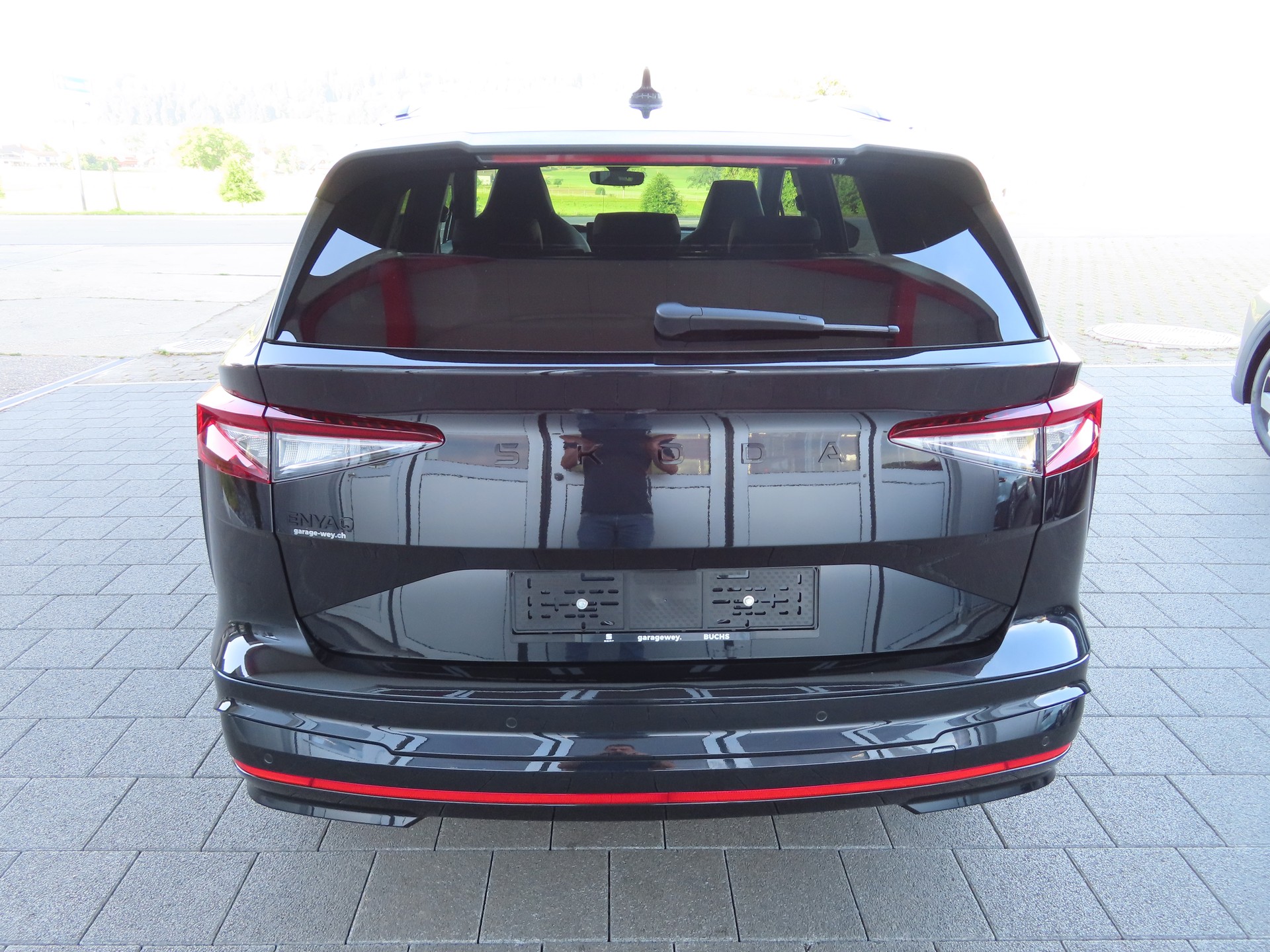 SKODA Enyaq RS 4x4-image-5