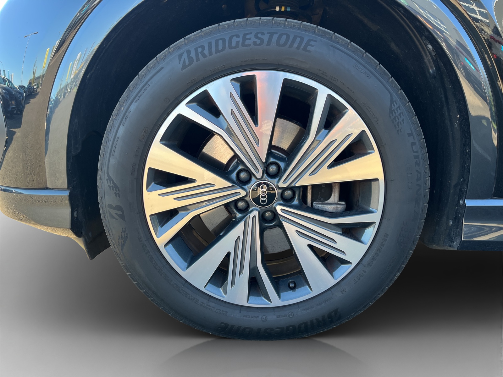 AUDI Q4 e-tron 35-image-15