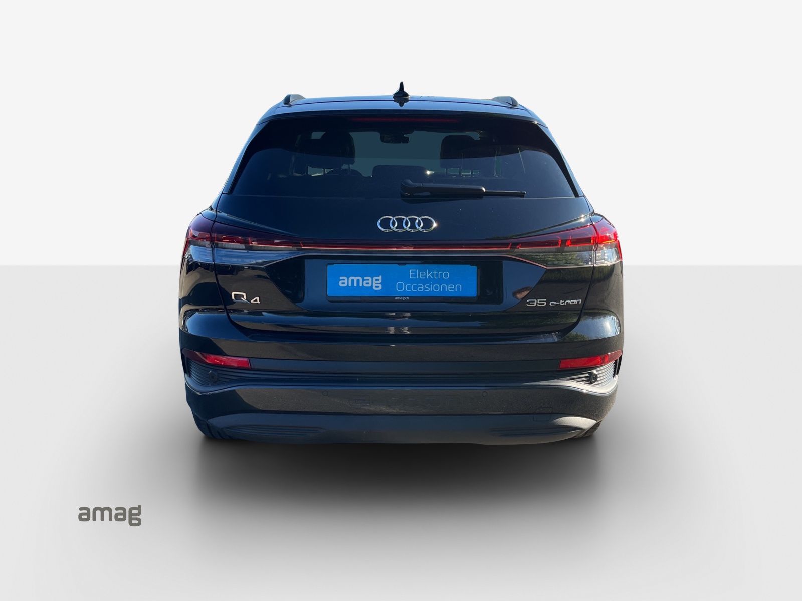 AUDI Q4 e-tron 35-image-4