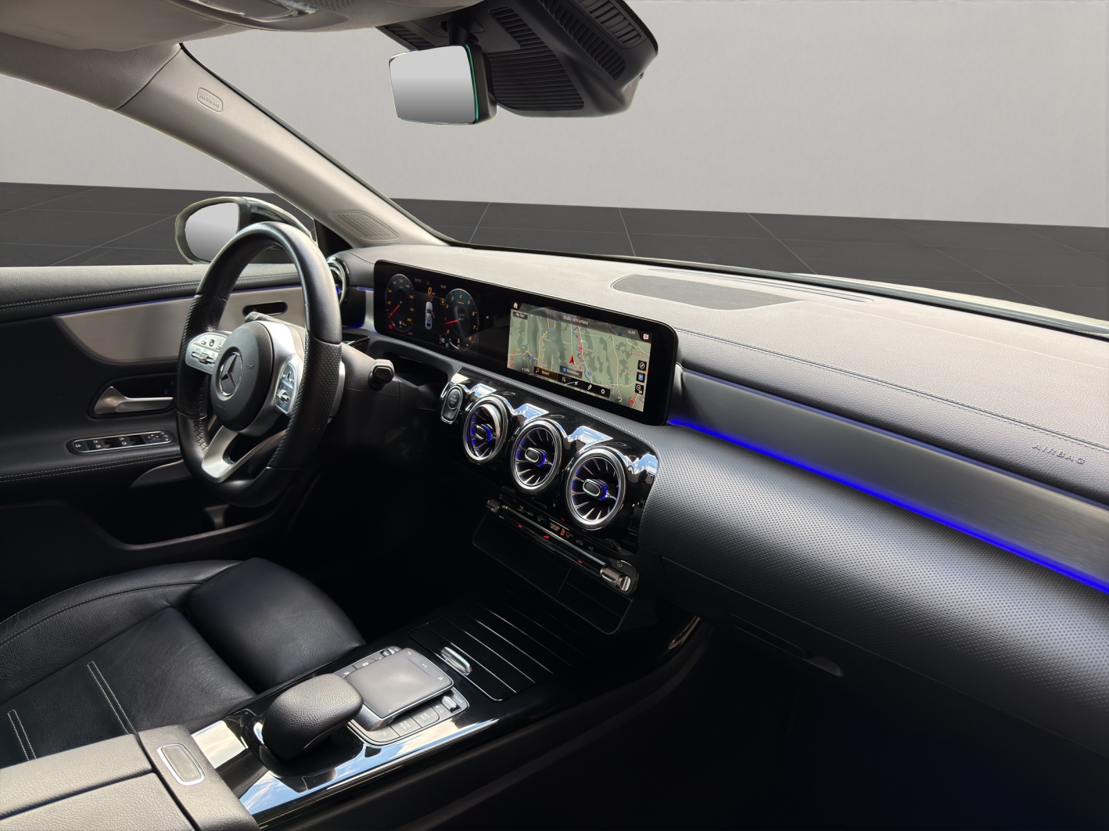 MERCEDES-BENZ A 250 AMG Line 4x4 Limousine-image-9