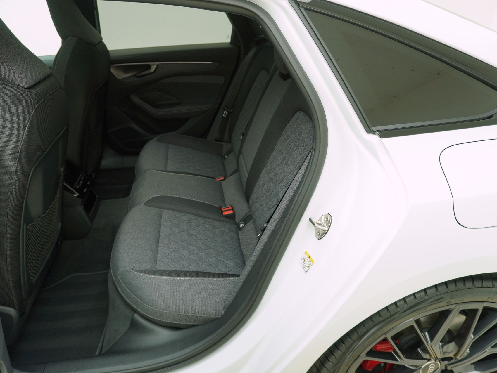 AUDI A6 2.0 e-hybrid S line quattro S-Tronic **Audi Werksgarantie bis 07/2030**-image-10