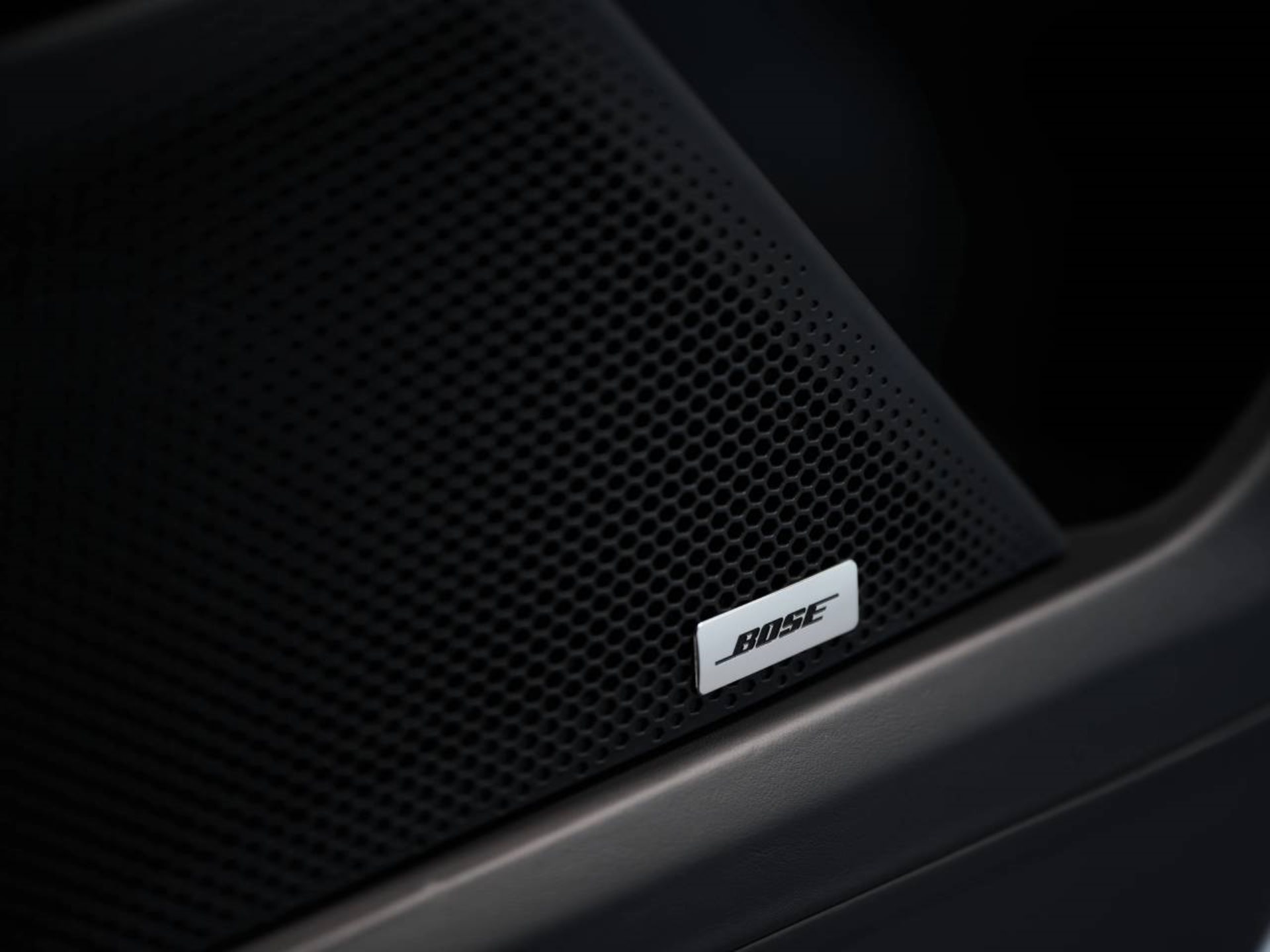 PORSCHE Cayenne Turbo Coupé Electric-image-30