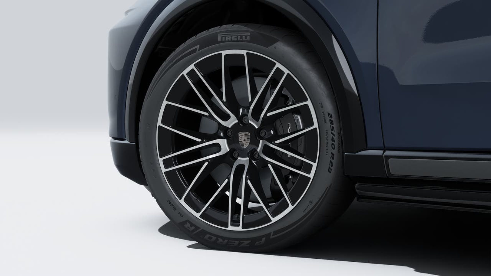 PORSCHE Cayenne Turbo Coupé Electric-image-9