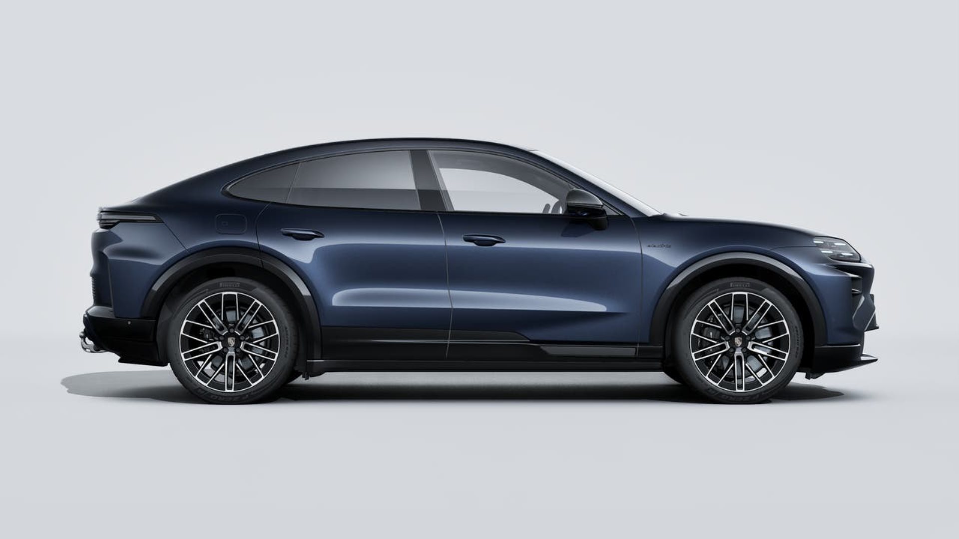 PORSCHE Cayenne Turbo Coupé Electric-image-5