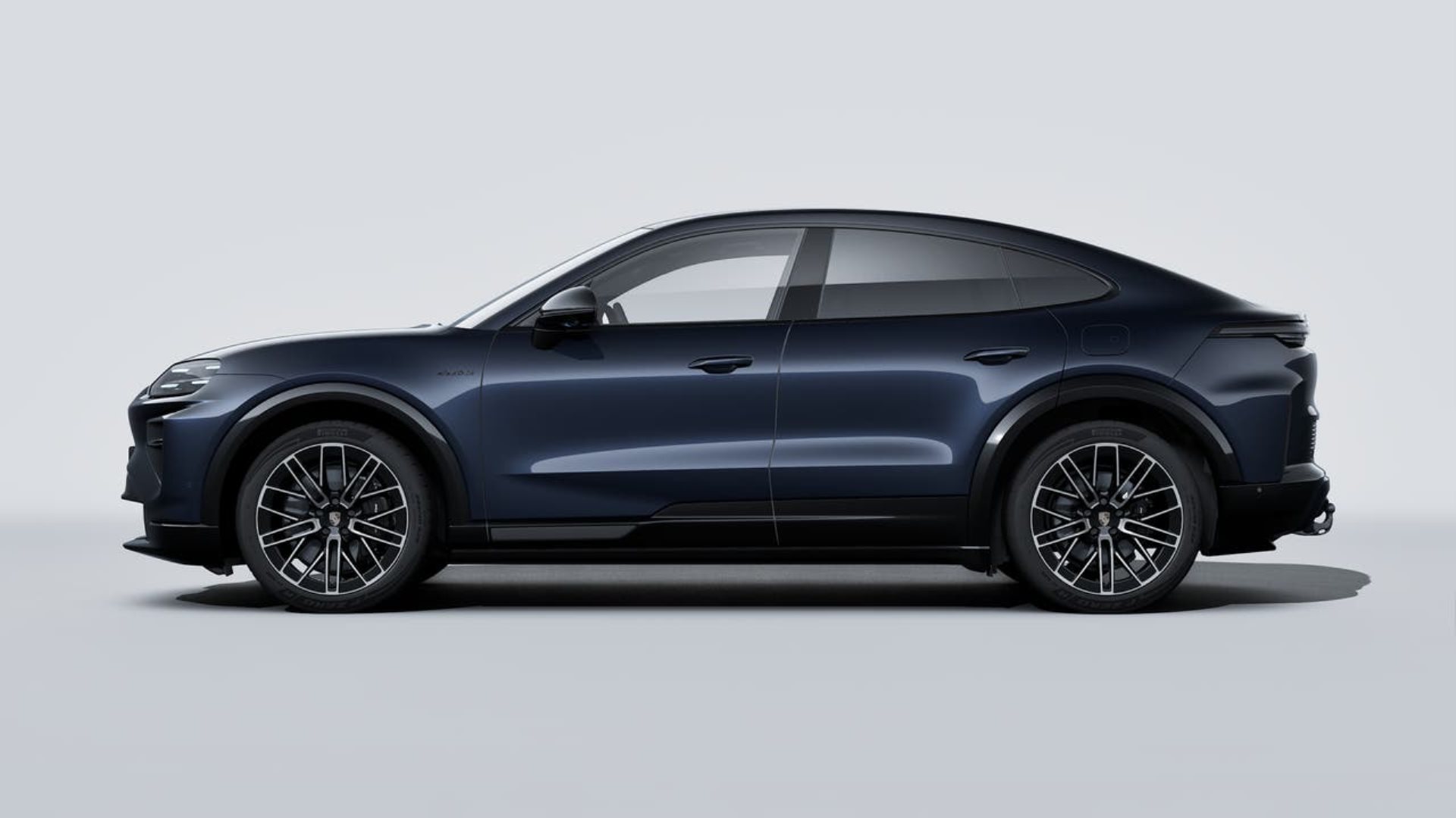 PORSCHE Cayenne Turbo Coupé Electric-image-1
