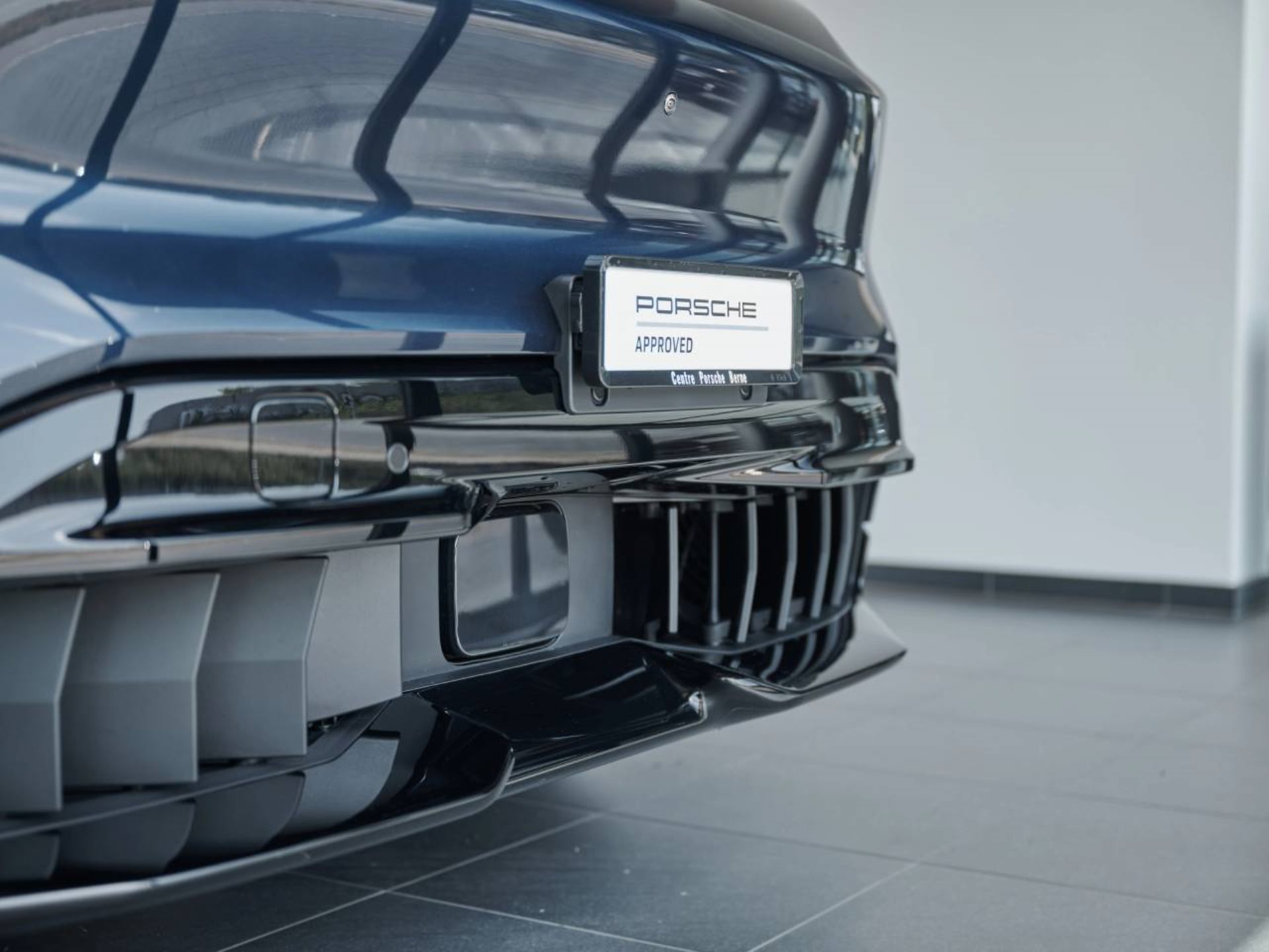 PORSCHE Cayenne Turbo Coupé Electric-image-26