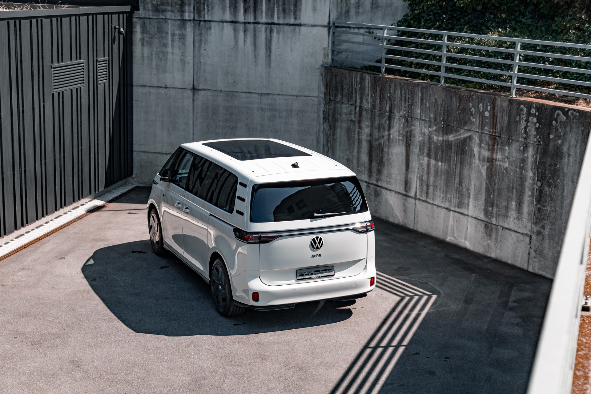 VW ID.Buzz NWB GTX 4 Motion-image-18