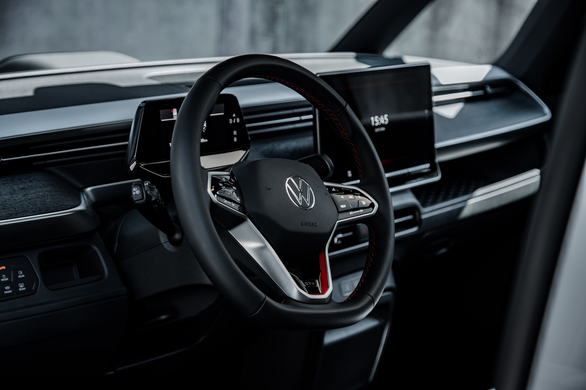 VW ID.Buzz NWB GTX 4 Motion-image-22