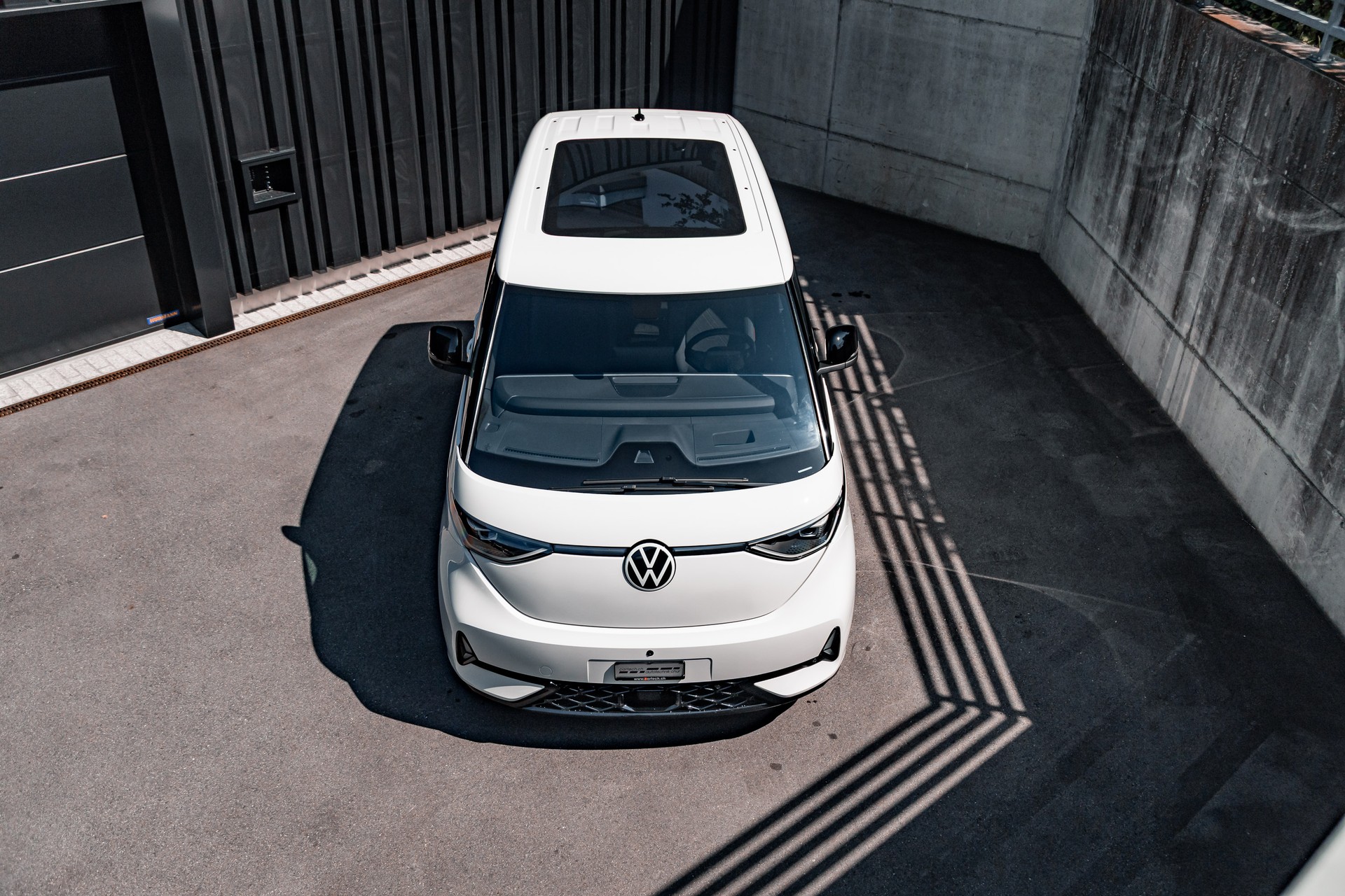 VW ID.Buzz NWB GTX 4 Motion-image-4