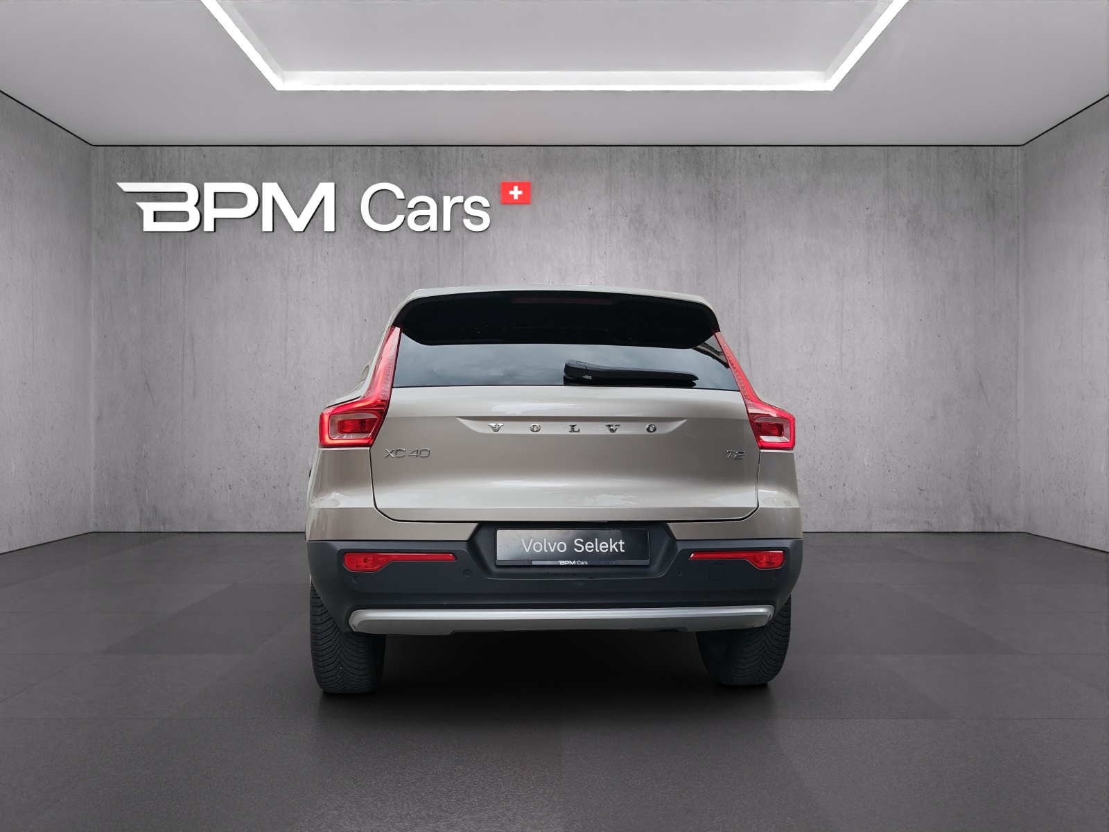 VOLVO XC40 1.5 T2 XCITE-image-2