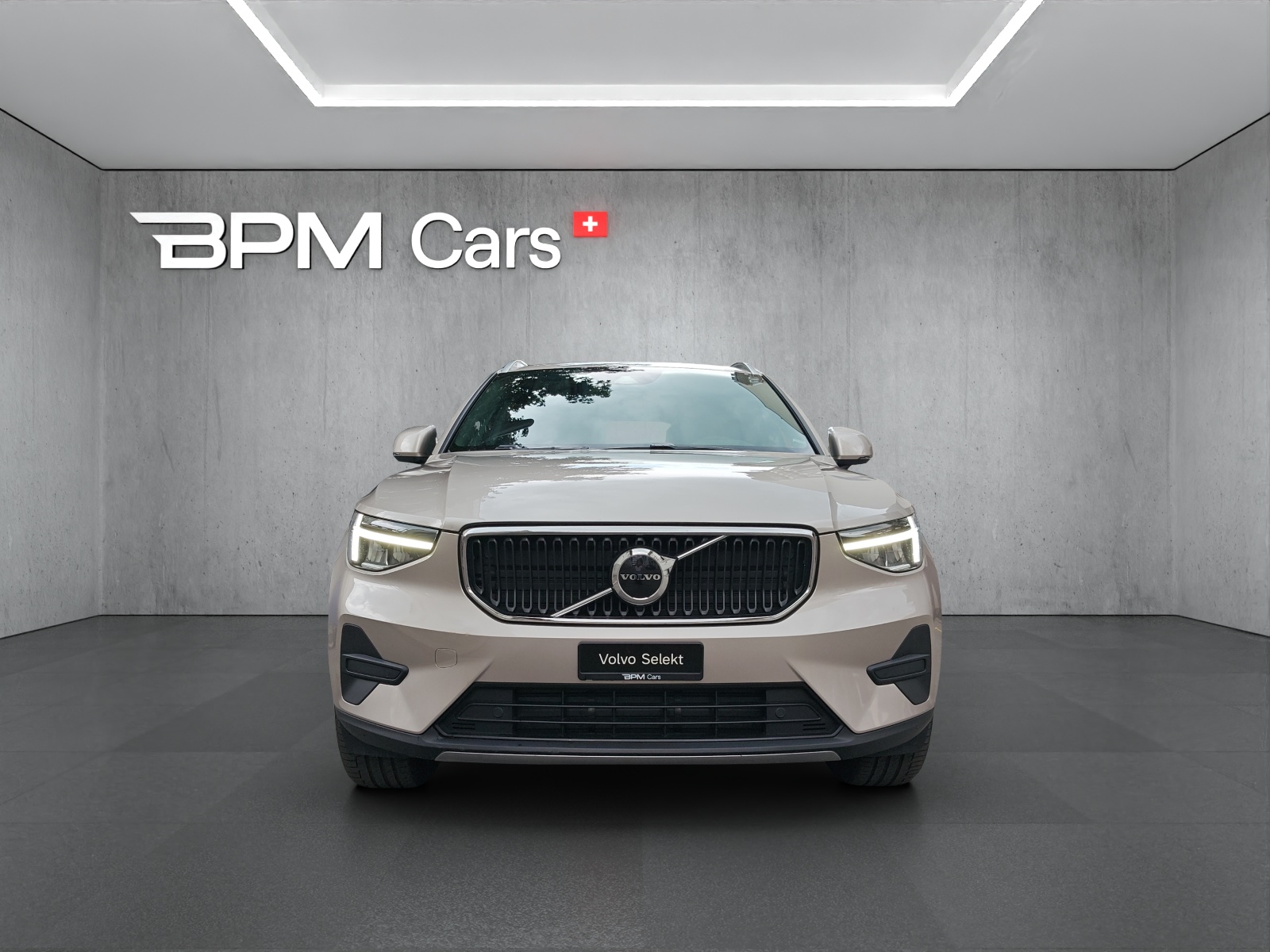 VOLVO XC40 1.5 T2 XCITE-image-1