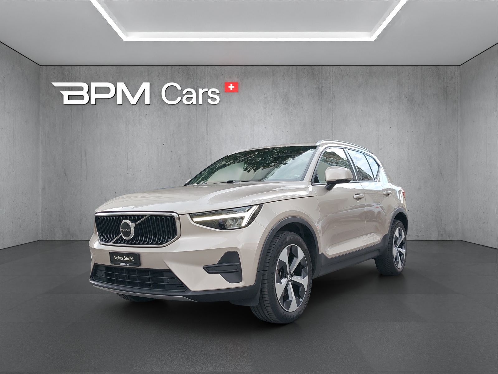 VOLVO XC40 1.5 T2 XCITE-image-0