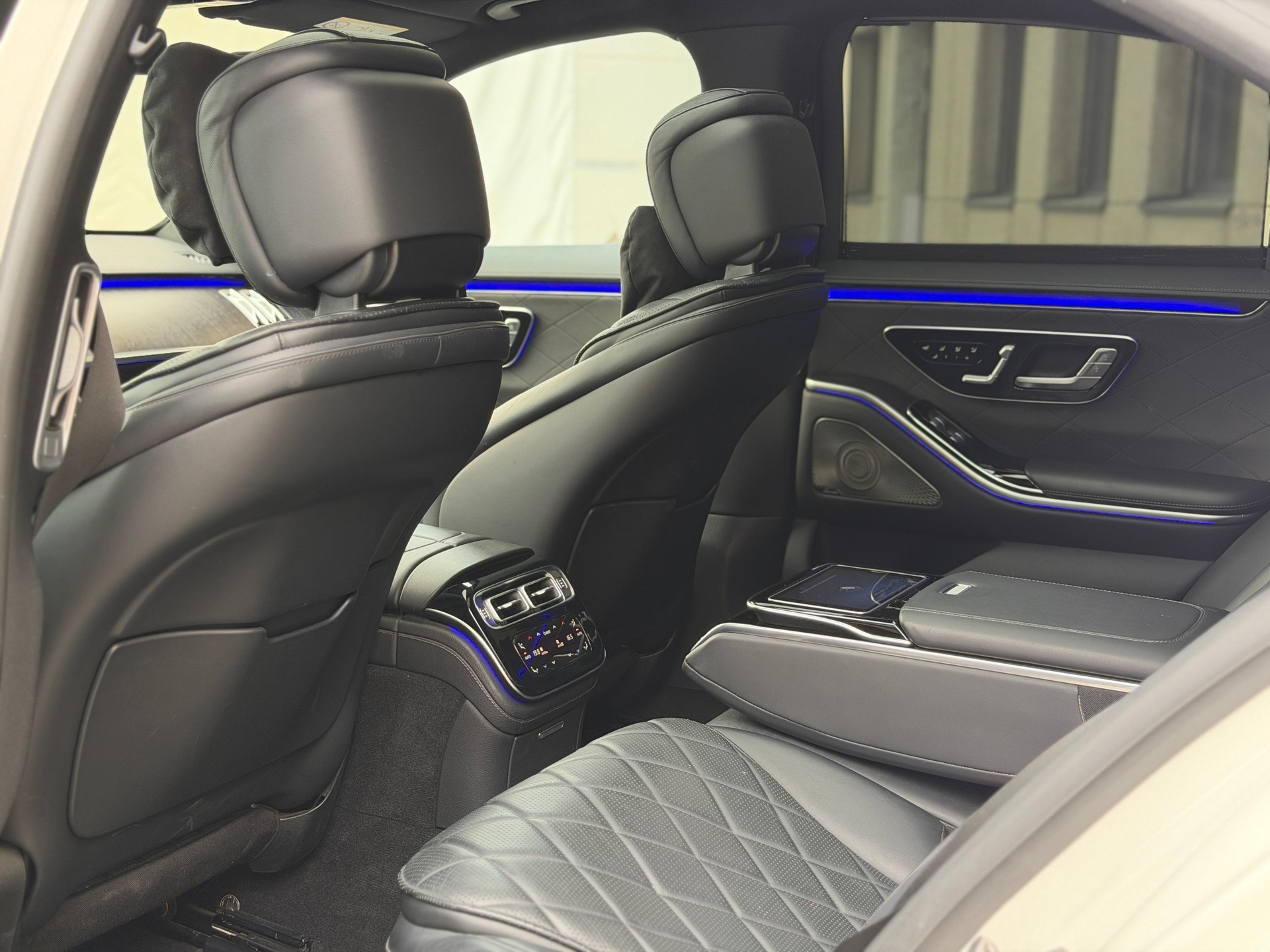 MERCEDES-BENZ S 400 d 4Matic AMG Line 9G-Tronic-image-17