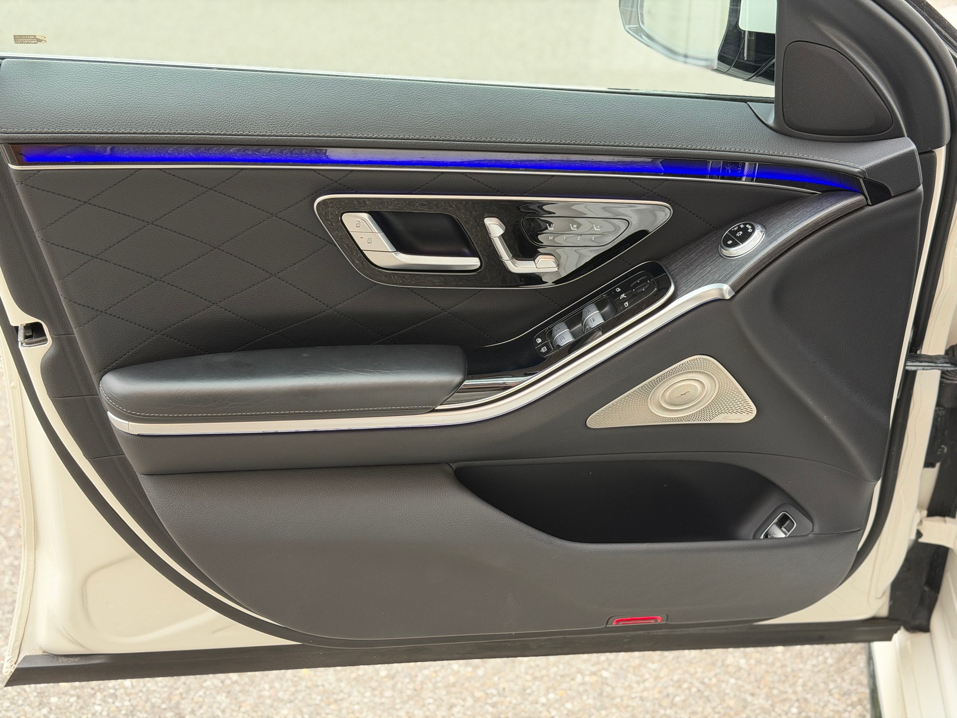 MERCEDES-BENZ S 400 d 4Matic AMG Line 9G-Tronic-image-18