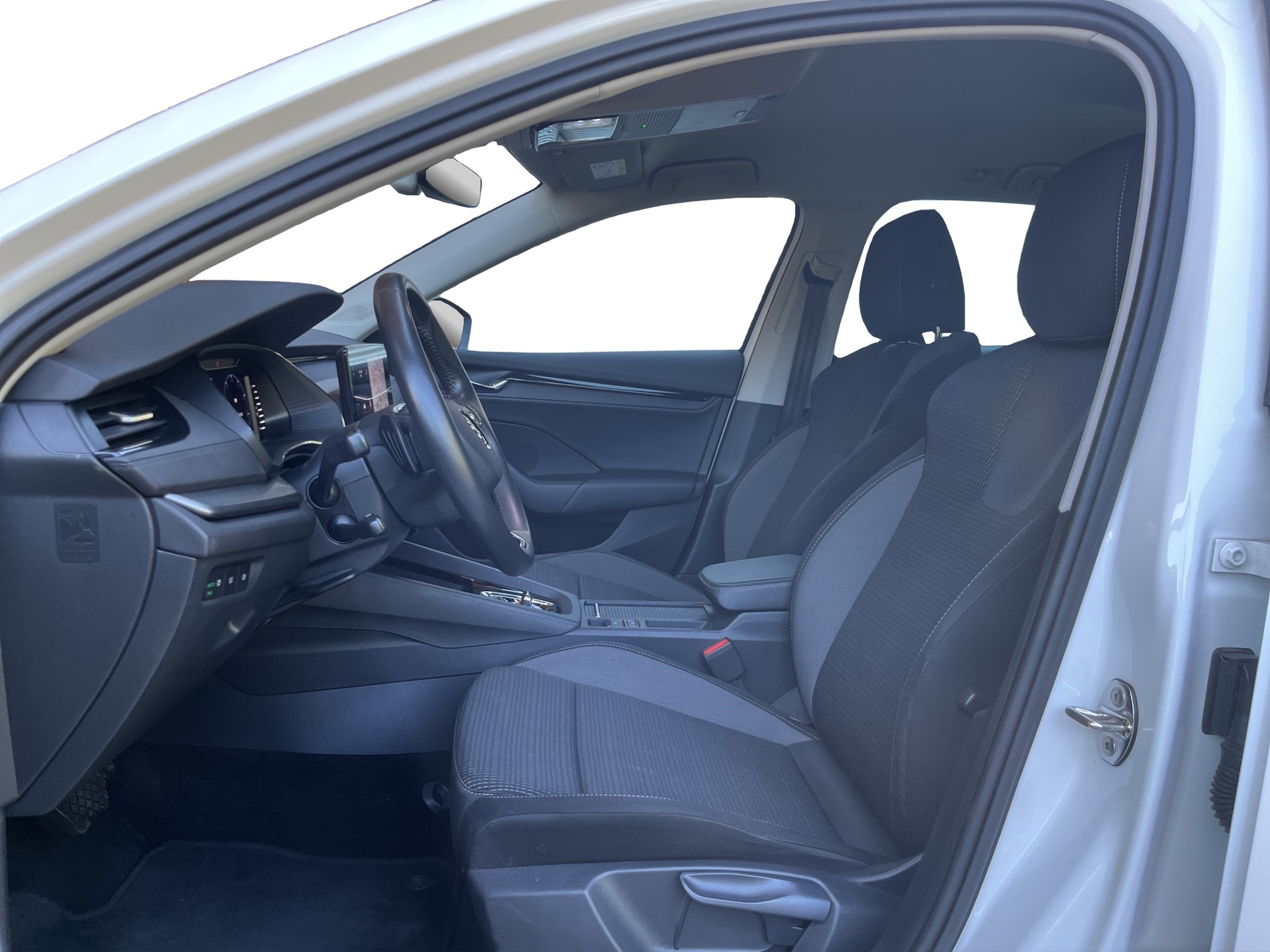 SKODA Octavia Combi 2.0 TDI DSG Ambition 4x4-image-9