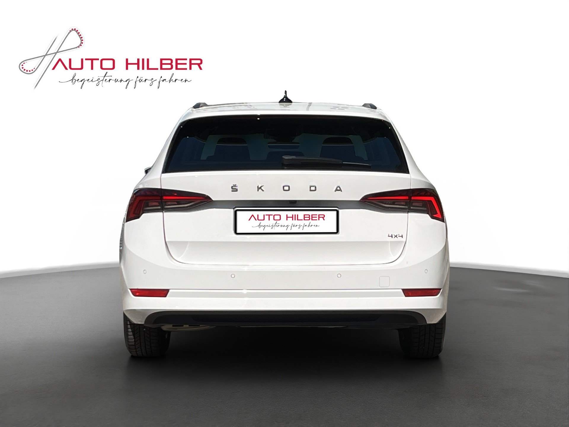 SKODA Octavia Combi 2.0 TDI DSG Ambition 4x4-image-4