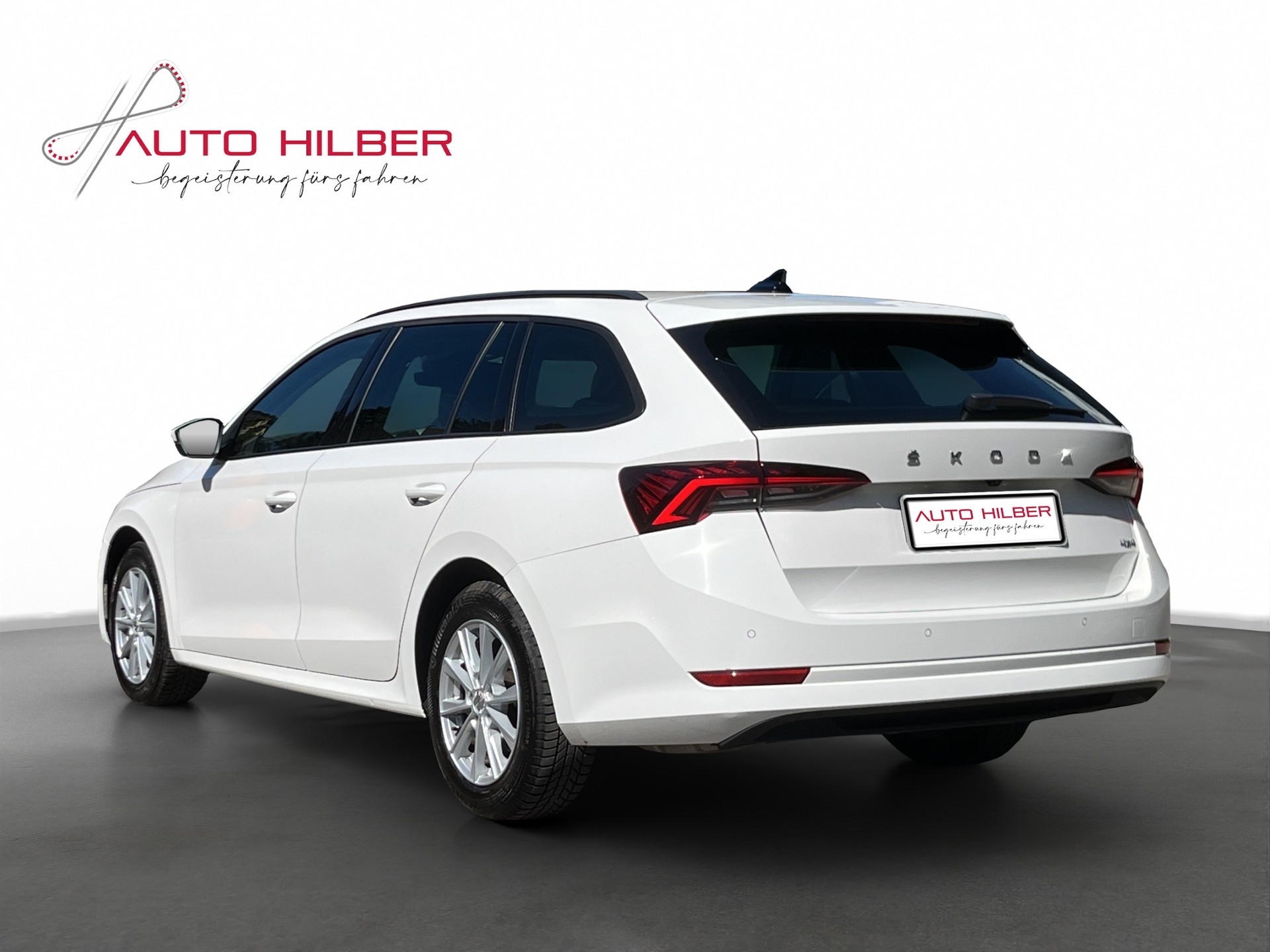 SKODA Octavia Combi 2.0 TDI DSG Ambition 4x4-image-3