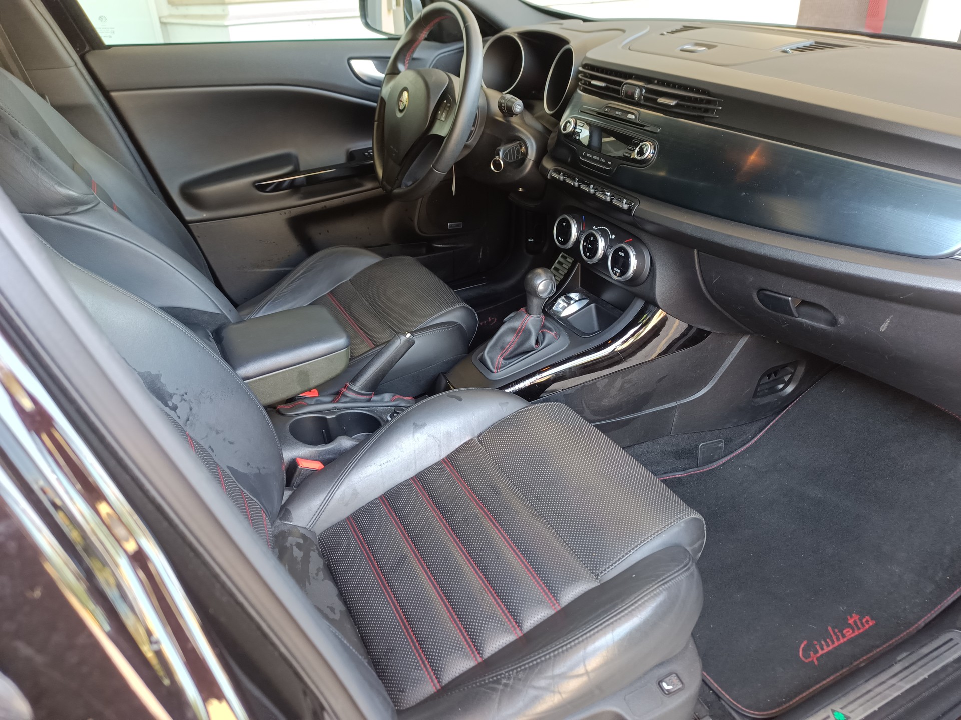 ALFA ROMEO Giulietta 1.4 MultiAir Veloce TCT-image-8