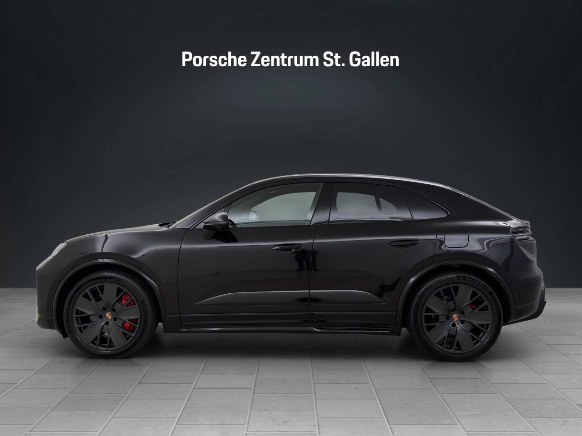PORSCHE Macan GTS-image-1