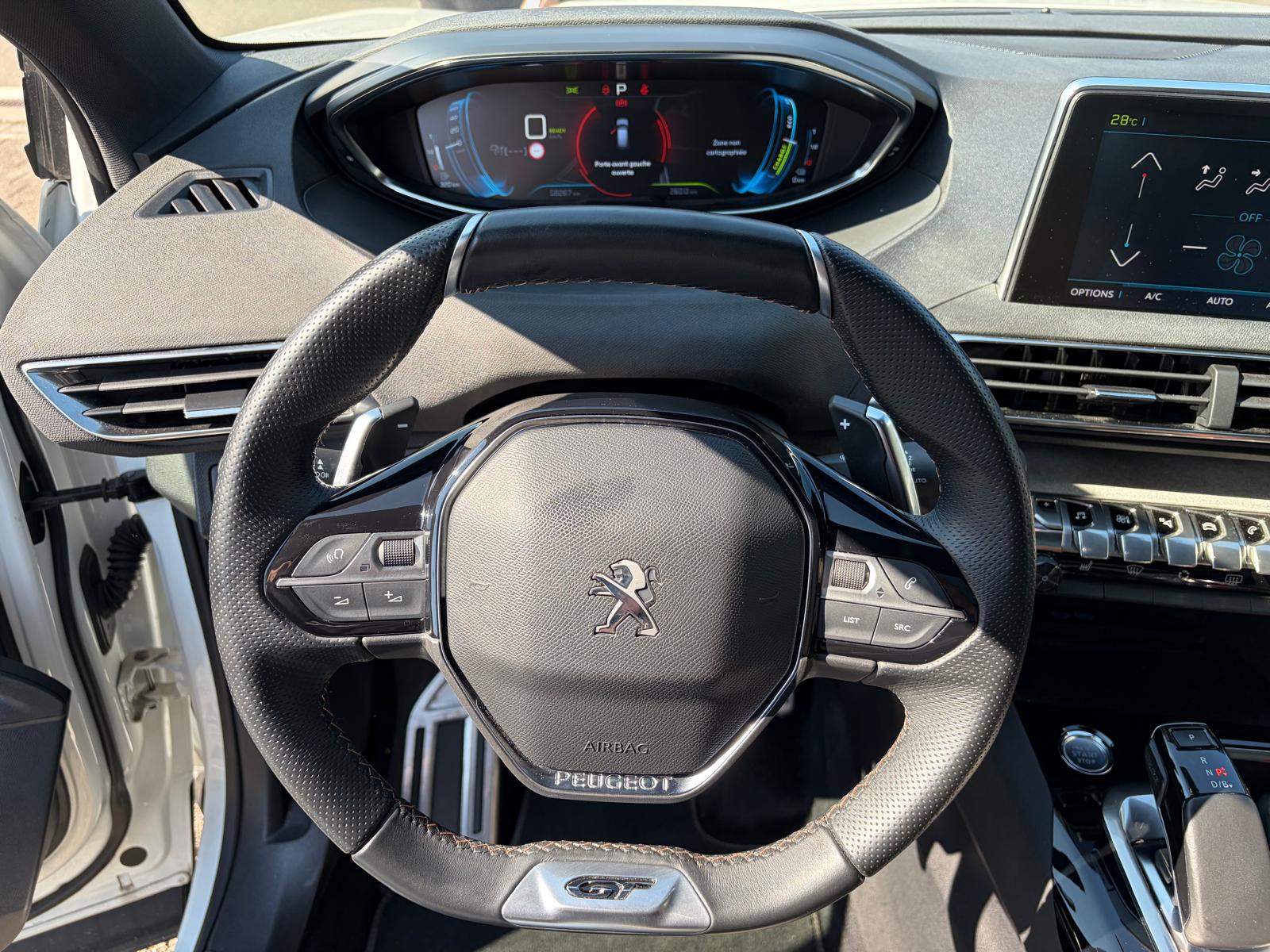 PEUGEOT 3008 1.6 Plug-in Hybrid4 GT-image-10