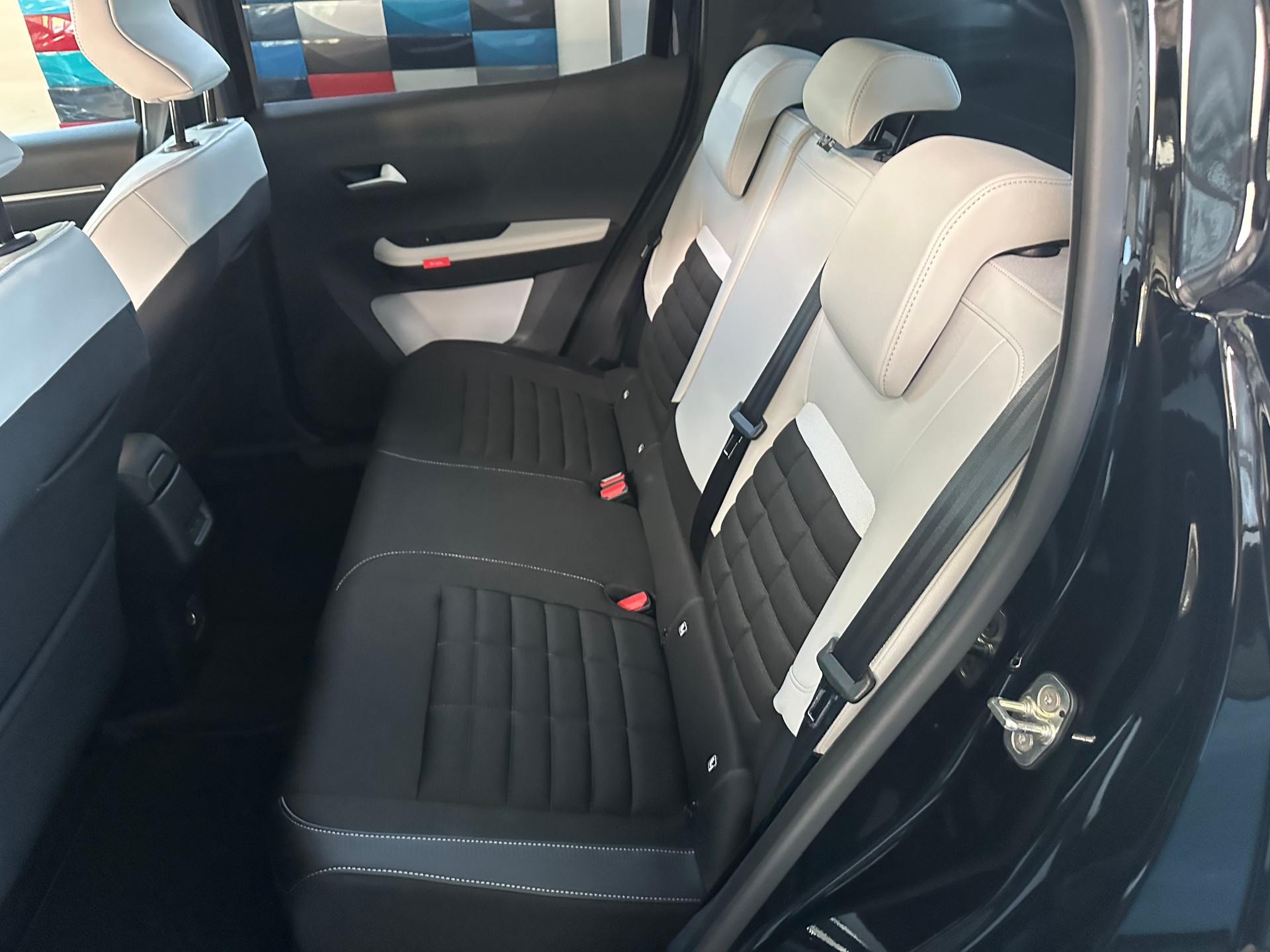 CITROEN C3 Aircross 1.2 MHEV Max-image-9
