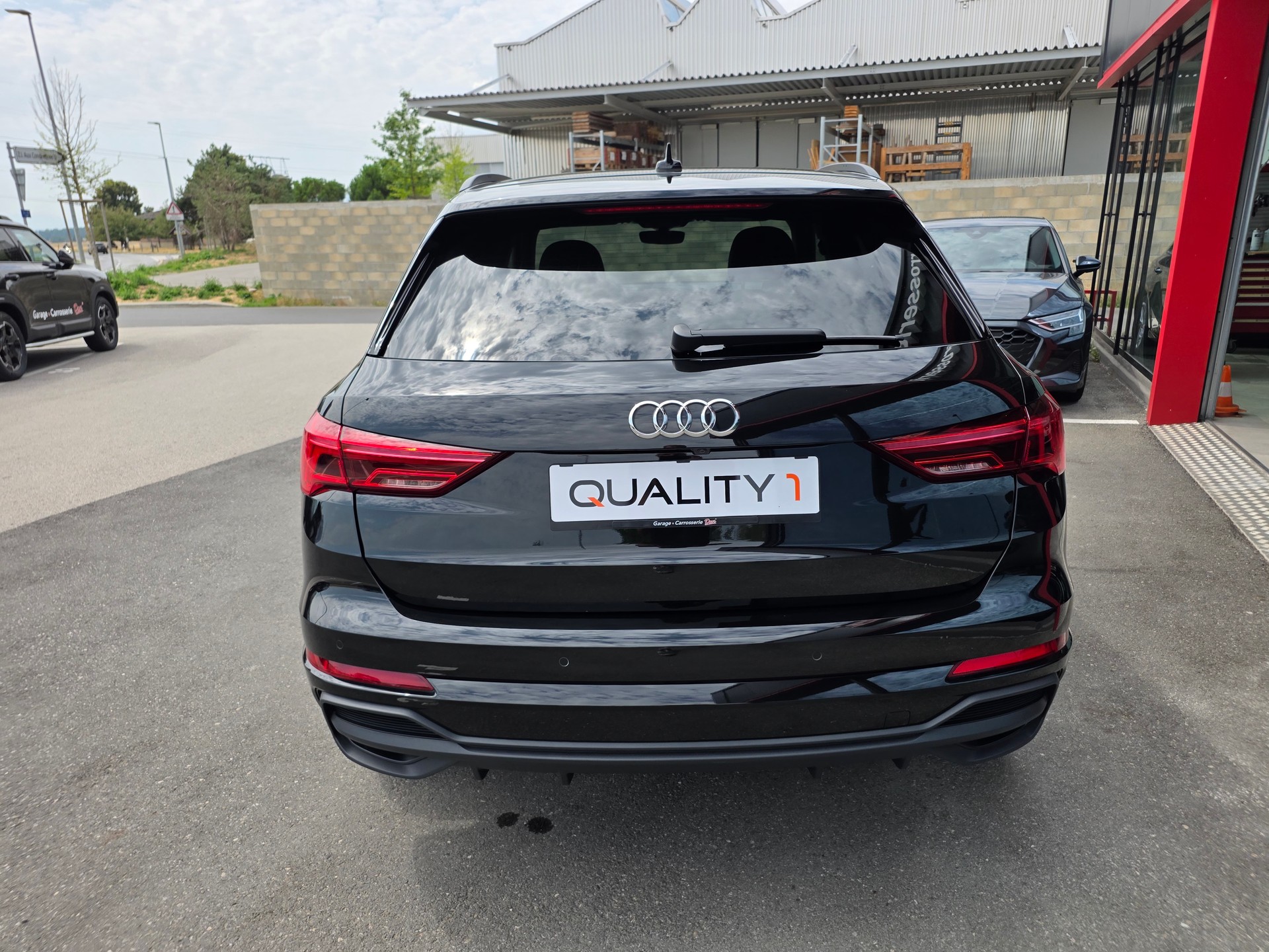 AUDI Q3 35 TFSI S line Attraction S-tronic-image-3