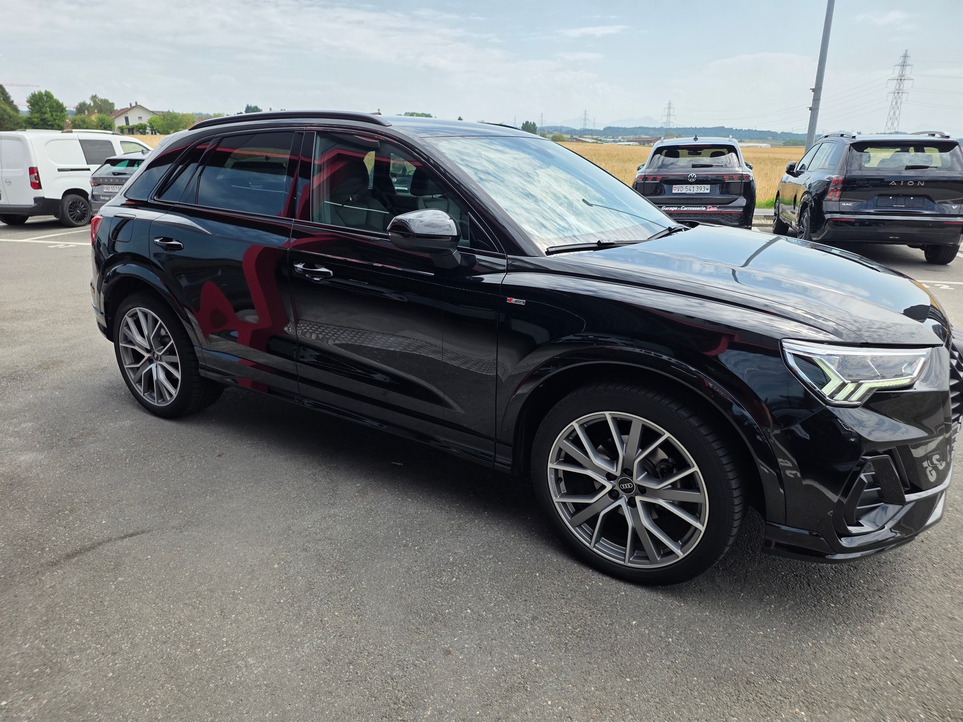 AUDI Q3 35 TFSI S line Attraction S-tronic-image-2