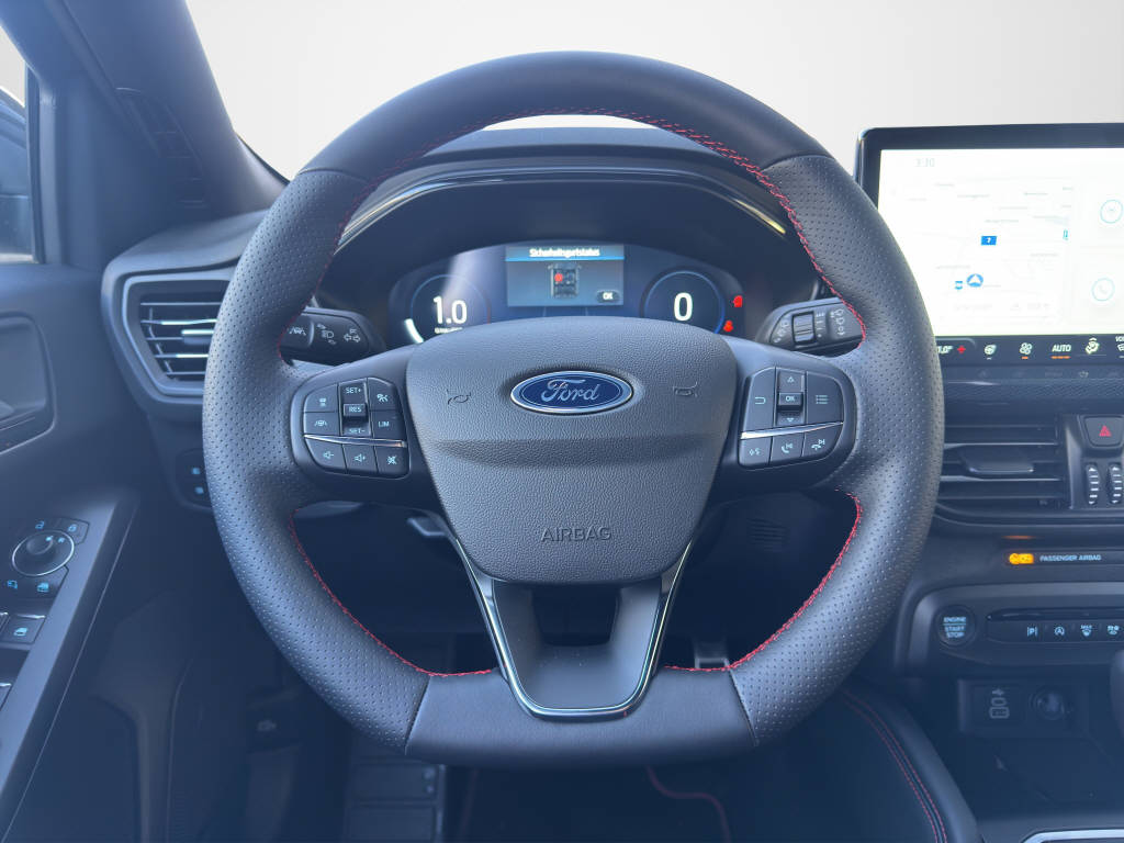 FORD Focus 1.0i EcoB Hybrid 155 ST-Line X-image-9