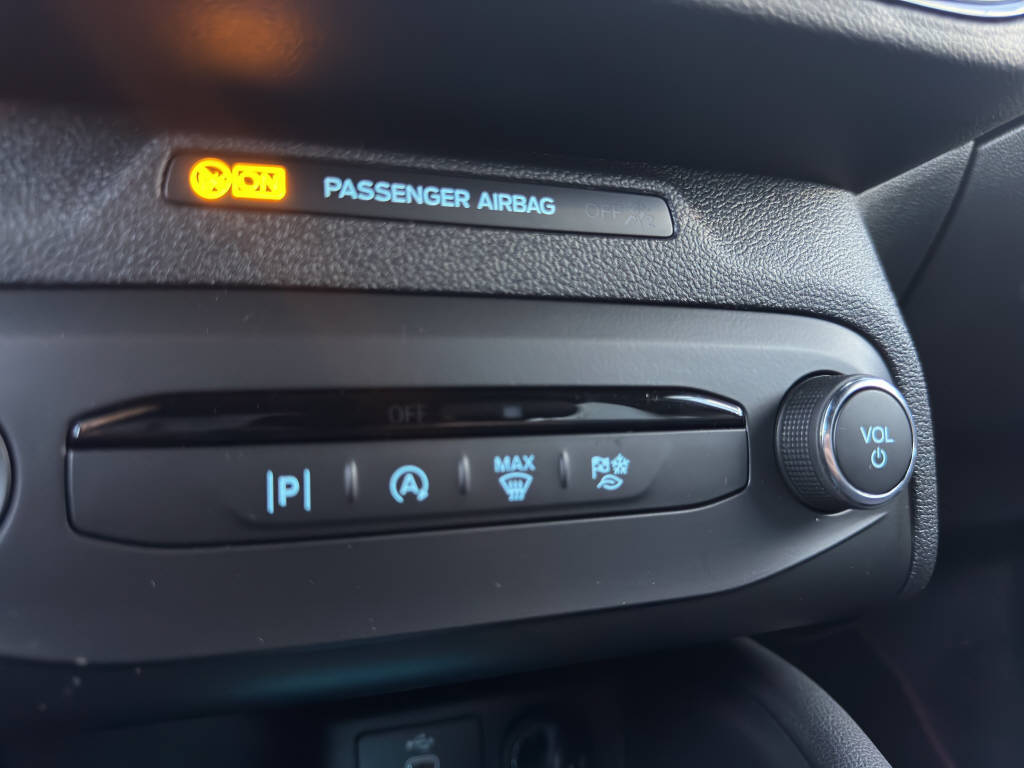 FORD Focus 1.0i EcoB Hybrid 155 ST-Line X-image-16