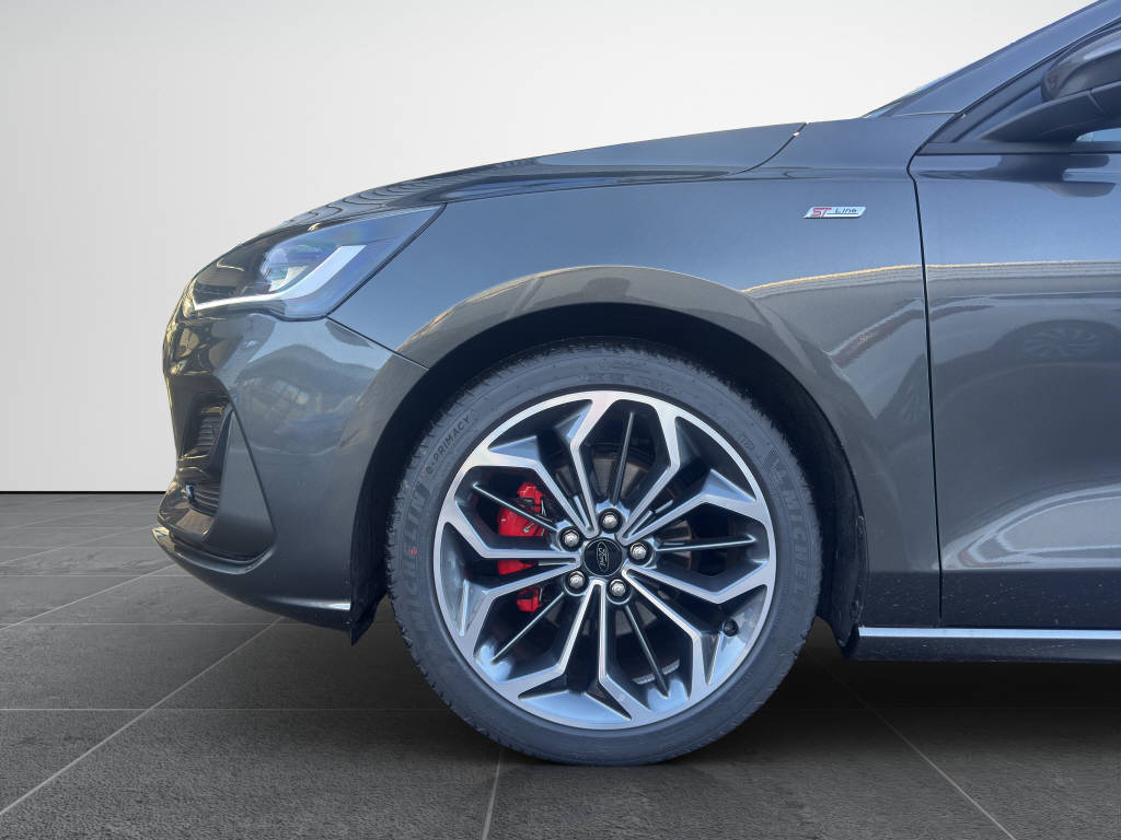 FORD Focus 1.0i EcoB Hybrid 155 ST-Line X-image-18