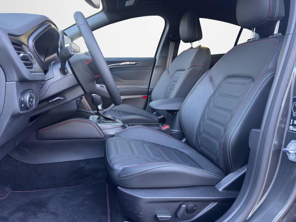 FORD Focus 1.0i EcoB Hybrid 155 ST-Line X-image-8