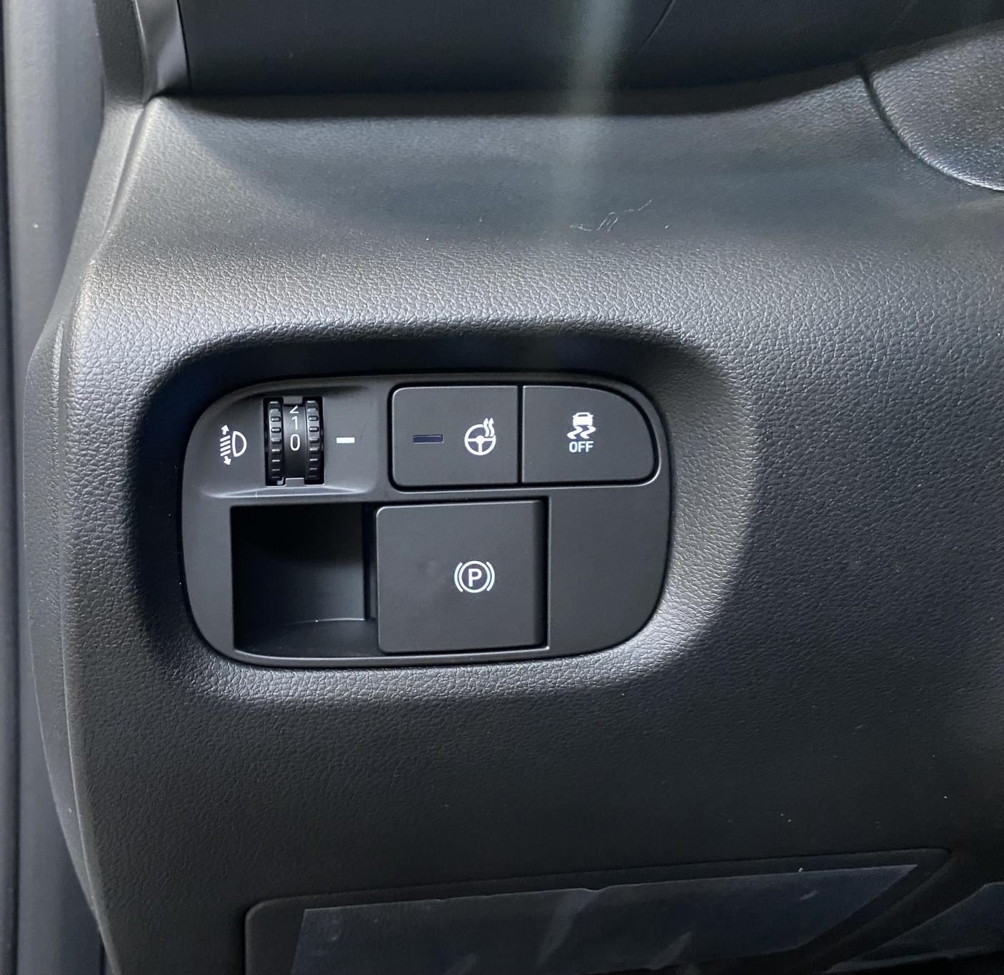 HYUNDAI Inster 49 kWh Electric Vertex-image-14