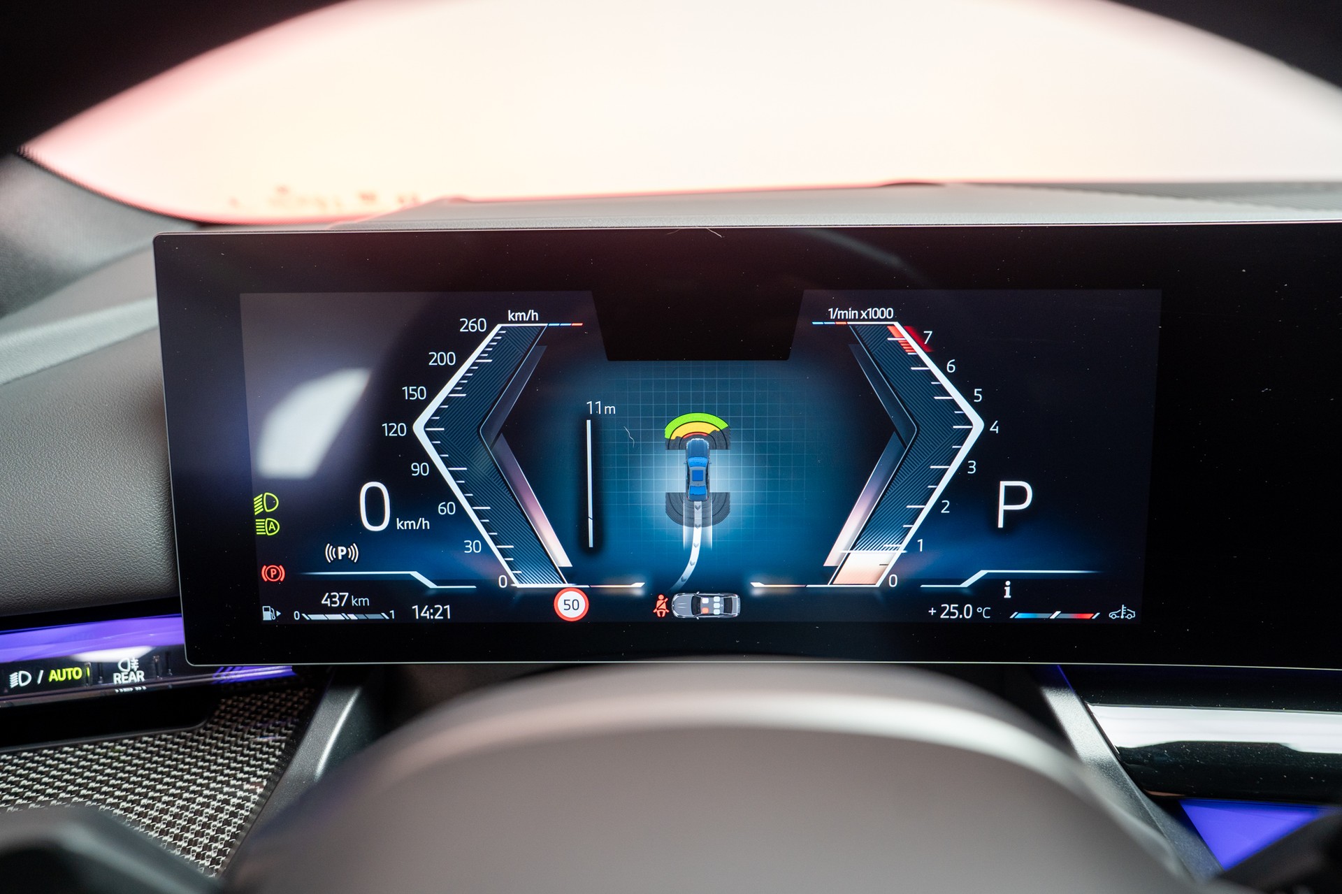 BMW 520i M Sport / HeadUp / 360°Kamer / Sitzbelüftung-image-19
