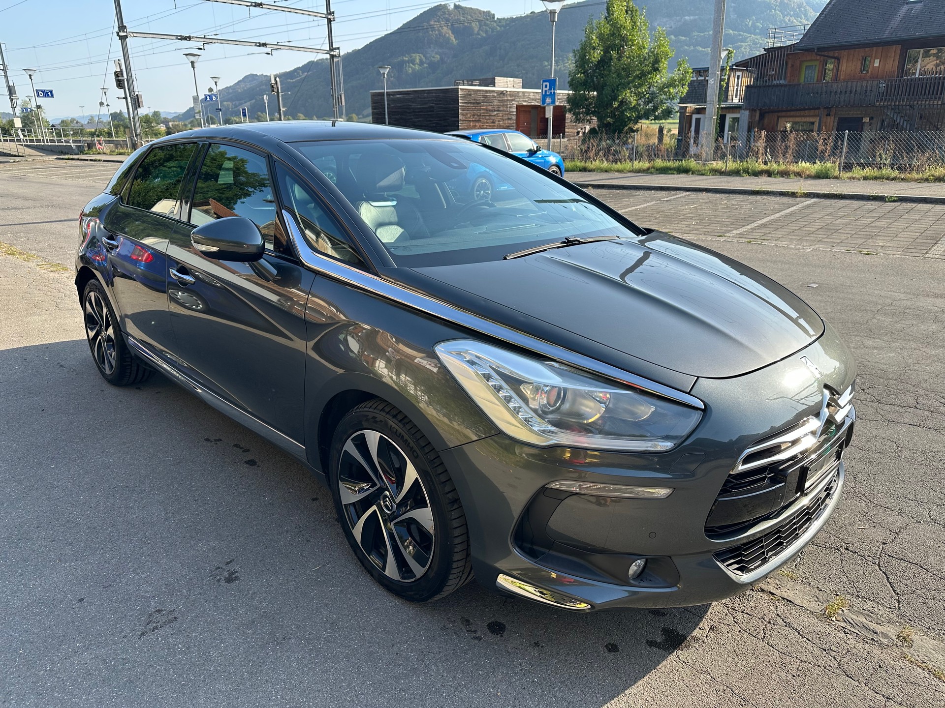 DS AUTOMOBILES DS5 2.0 e-HDi SO Chic Automatic-image-5