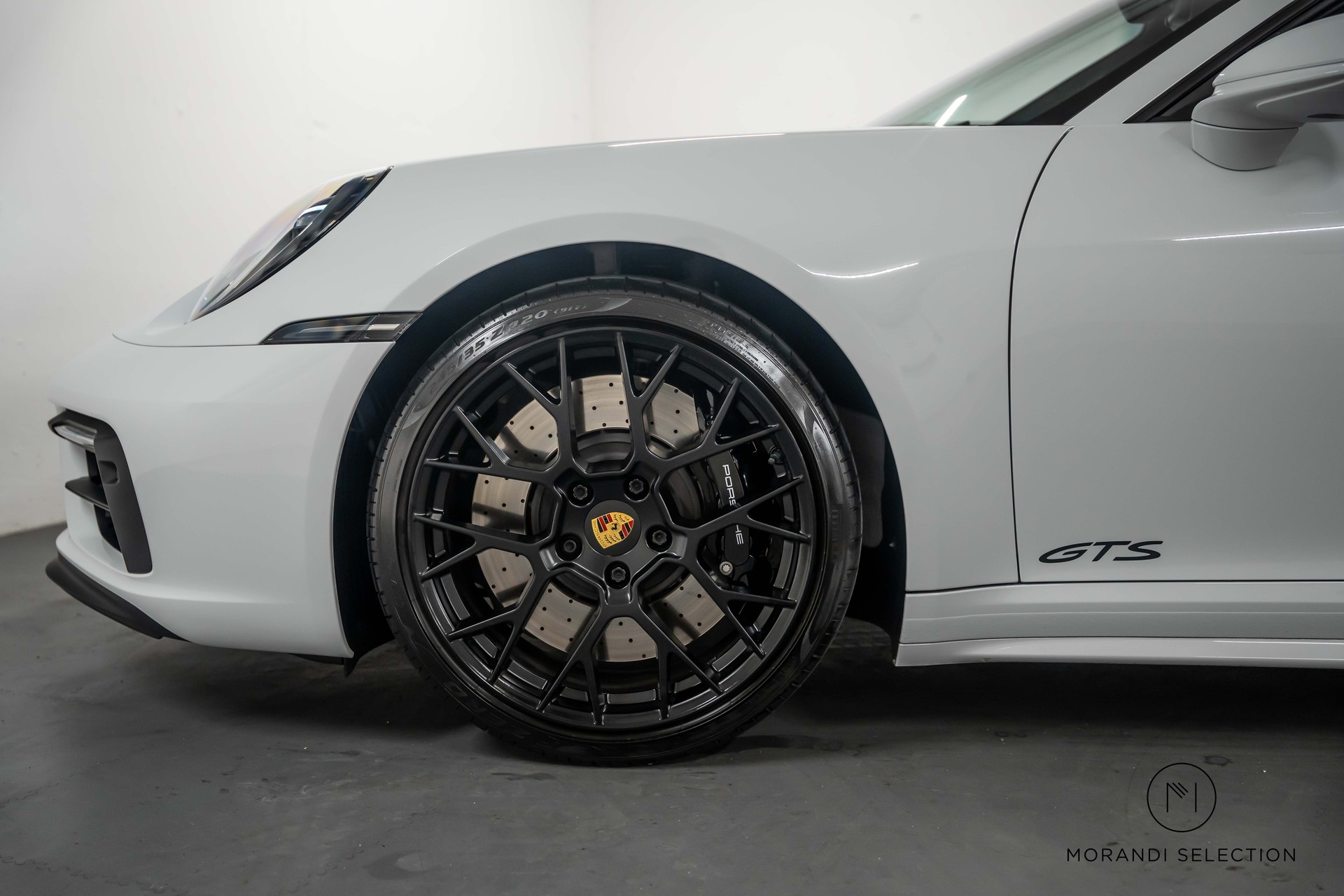 PORSCHE 911 Cabriolet 3.0 Carrera 4 GTS PDK-image-6
