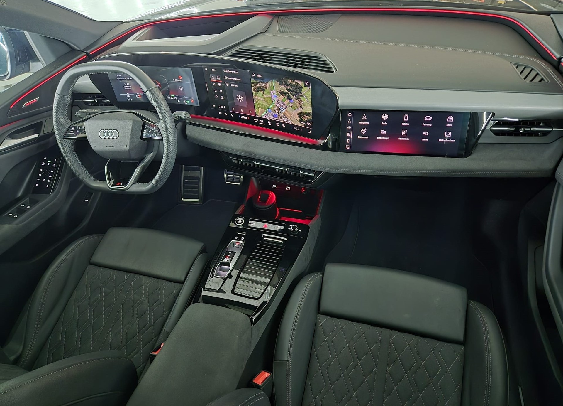 AUDI Q6 e-tron quattro S-LINE-image-34