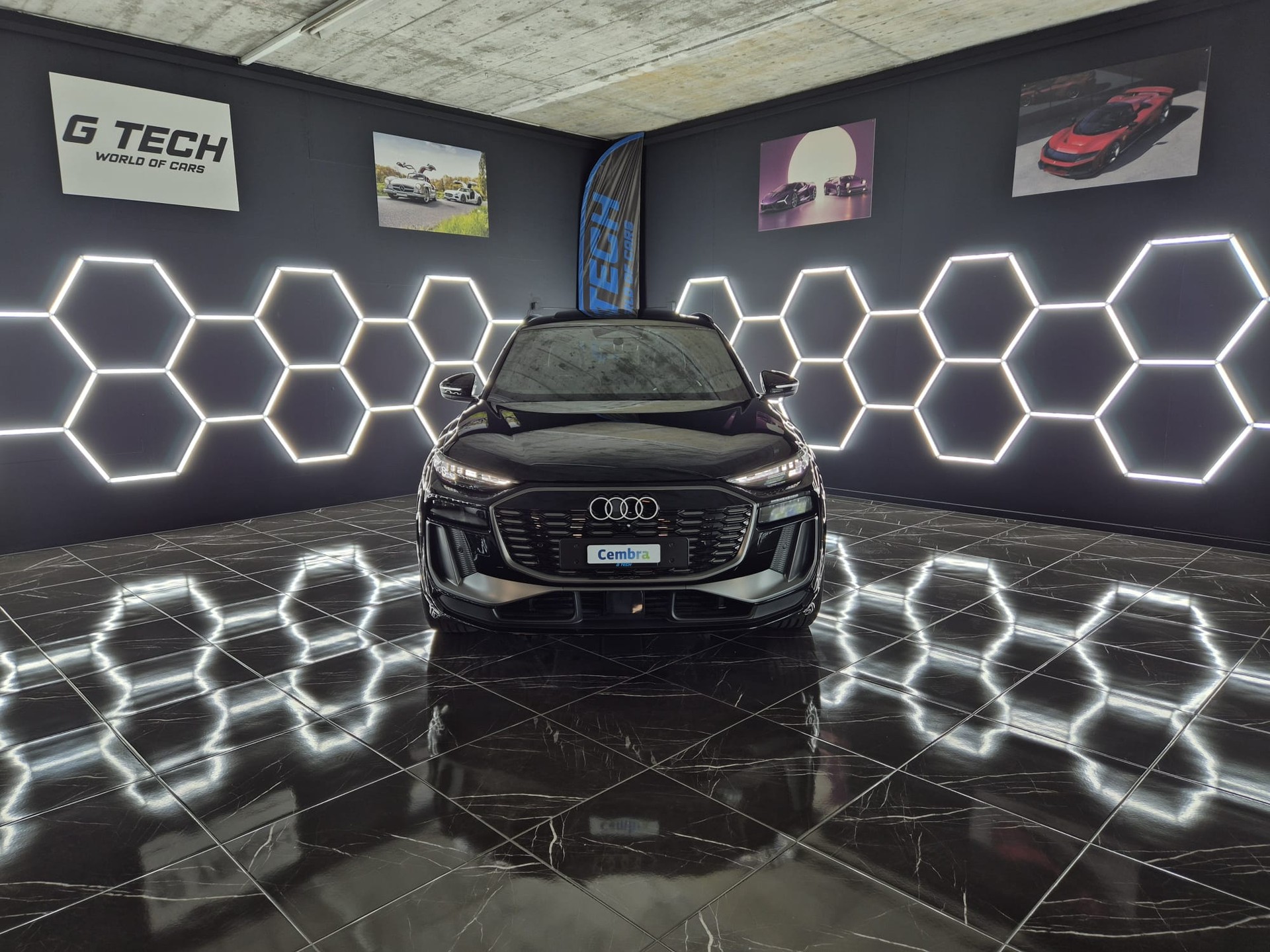 AUDI Q6 e-tron quattro S-LINE-image-6