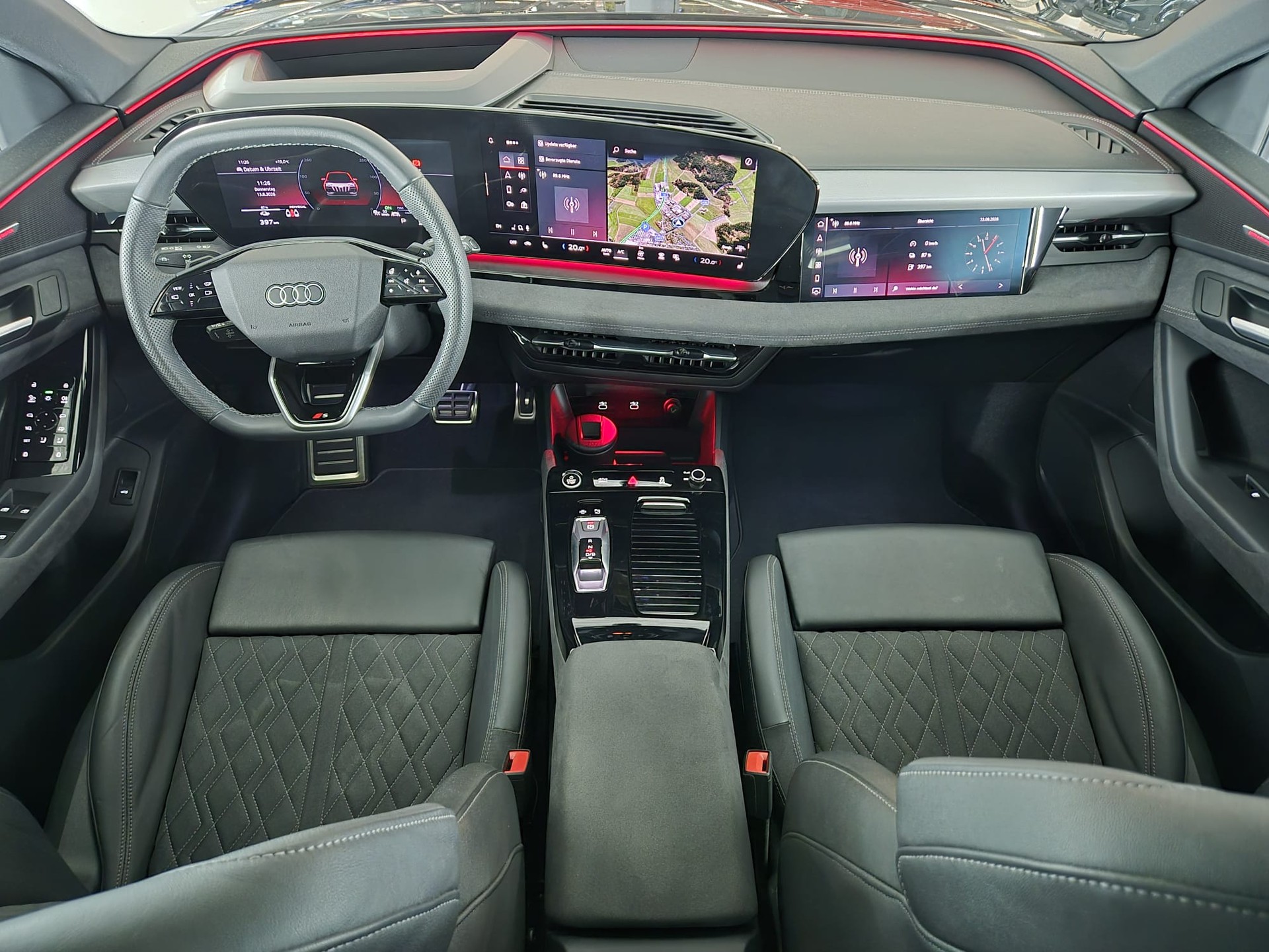 AUDI Q6 e-tron quattro S-LINE-image-31