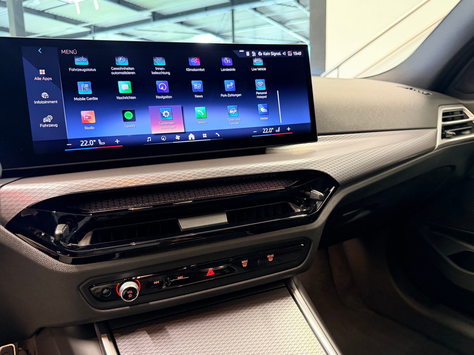 BMW 330i Touring xDrive Steptronic M Sport-image-25