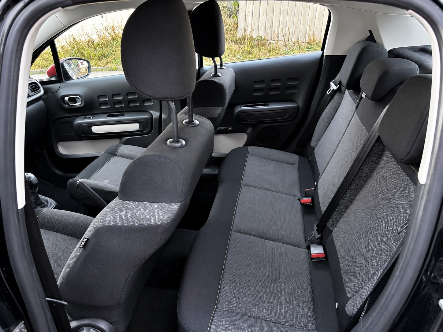 CITROEN C3 1.2i PureTech Feel-image-13