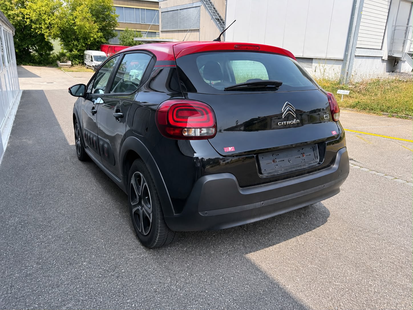 CITROEN C3 1.2i PureTech Feel-image-3